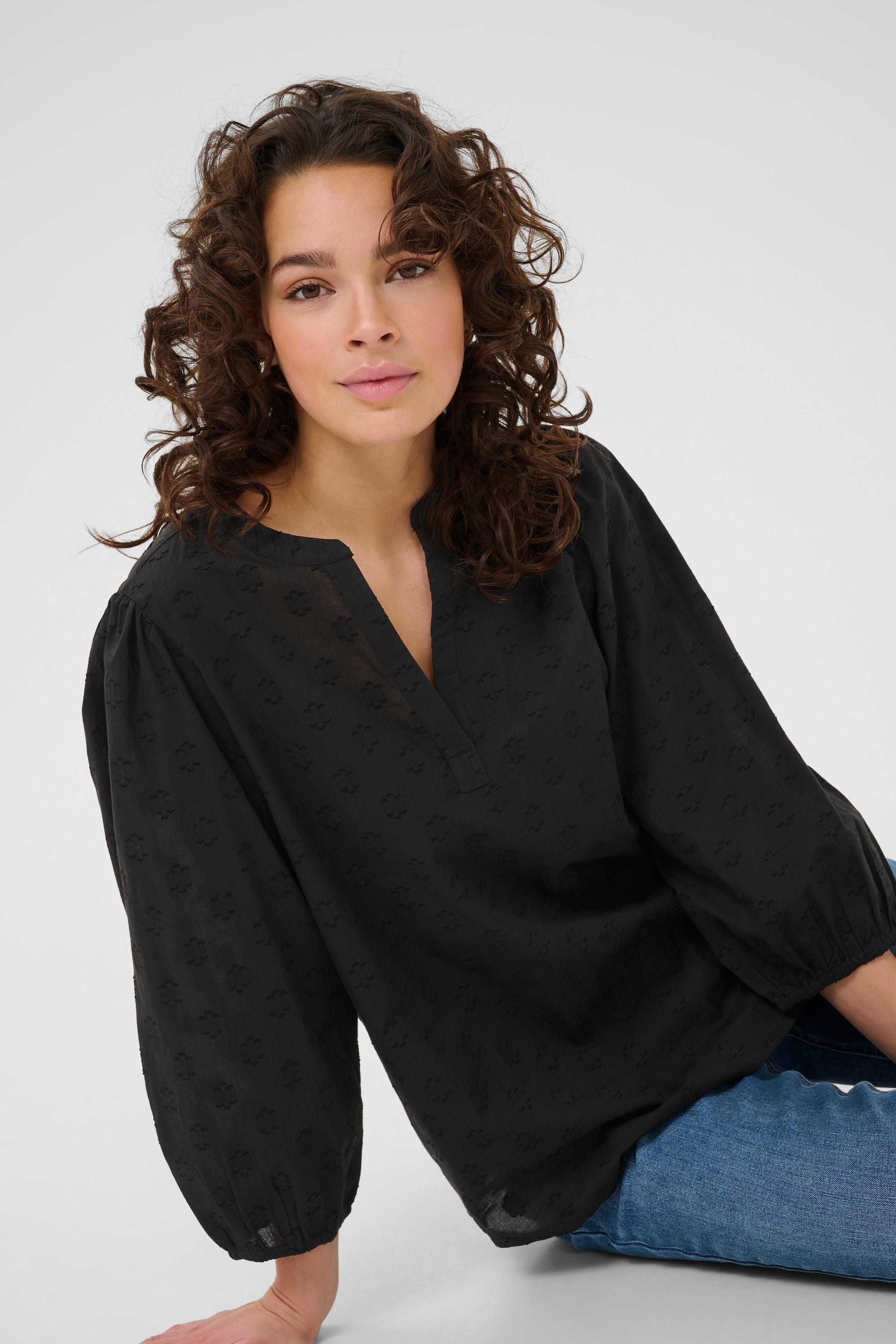 KAenya Bluse LOOKBOOK DETAIL 10510755-100121