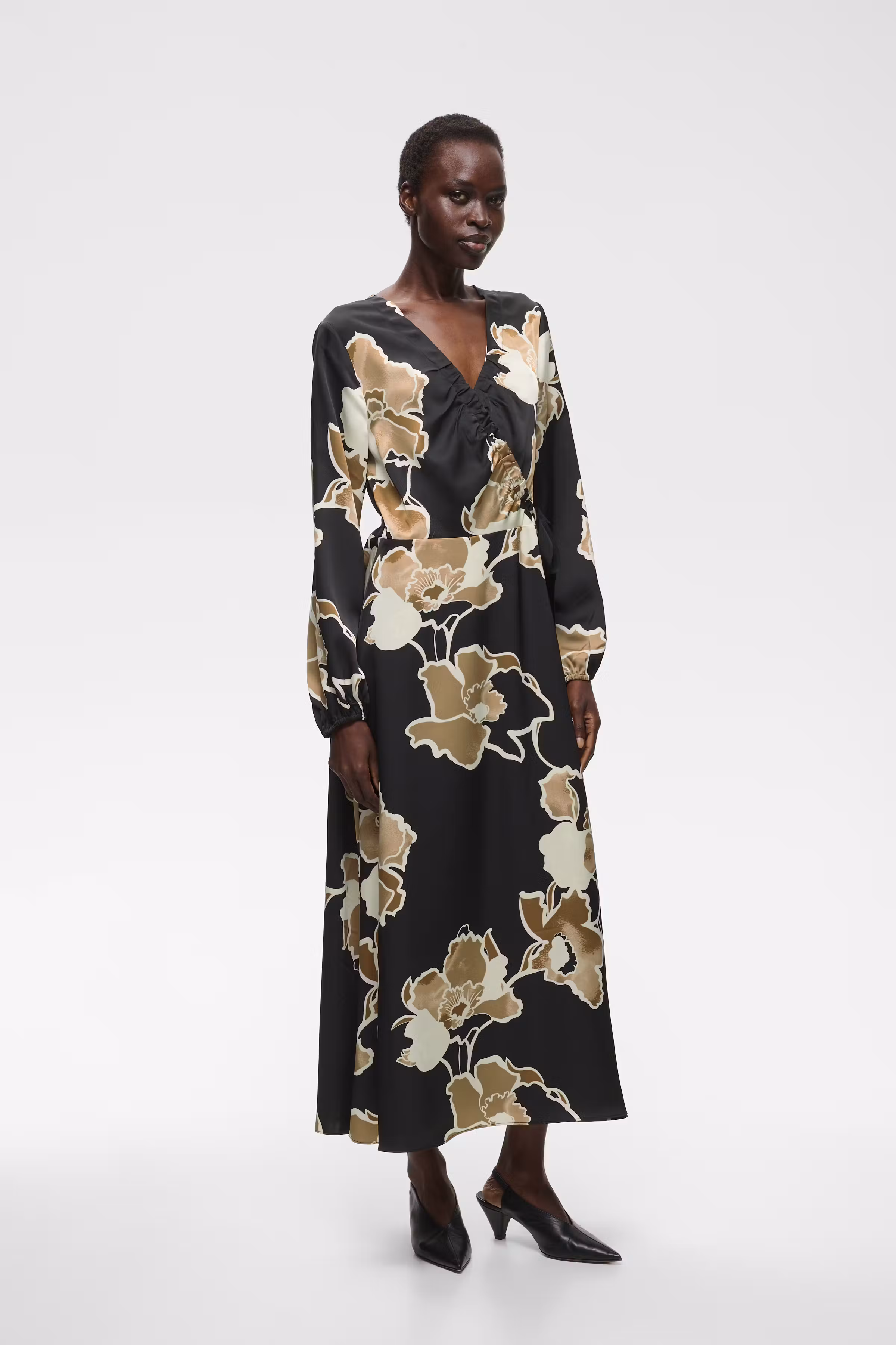 OLIVEIW Kleid LOOKBOOK FRONT 30113011-900013141