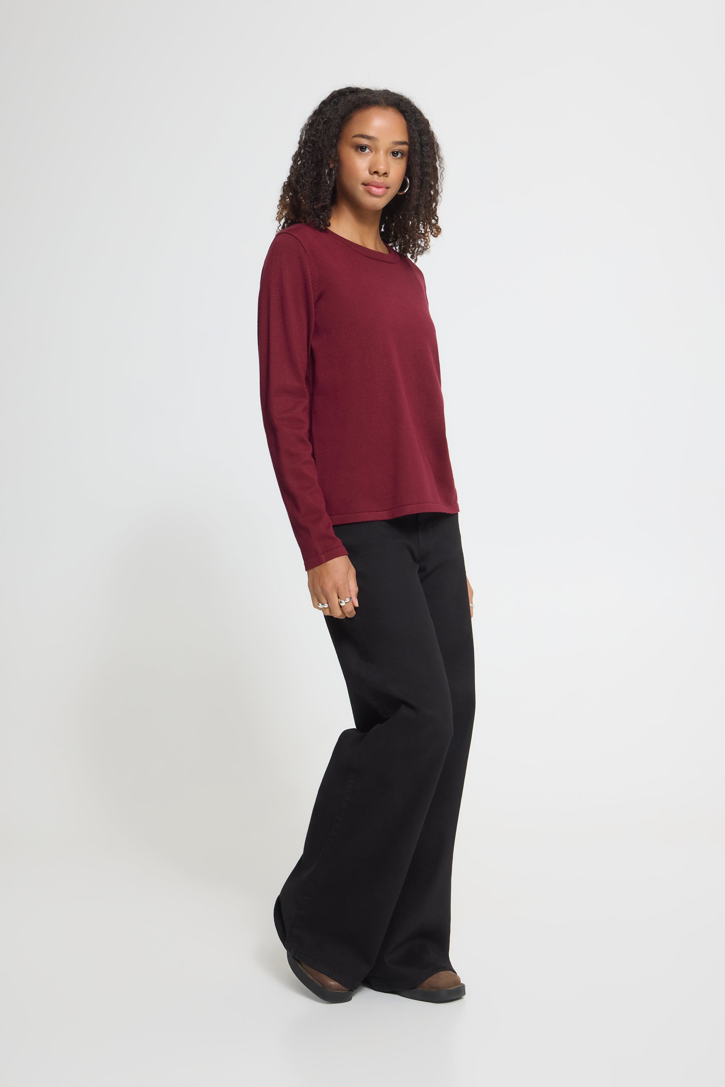 IHLULS O-Neck Pullover LOOKBOOK FRONT 20125814-192024