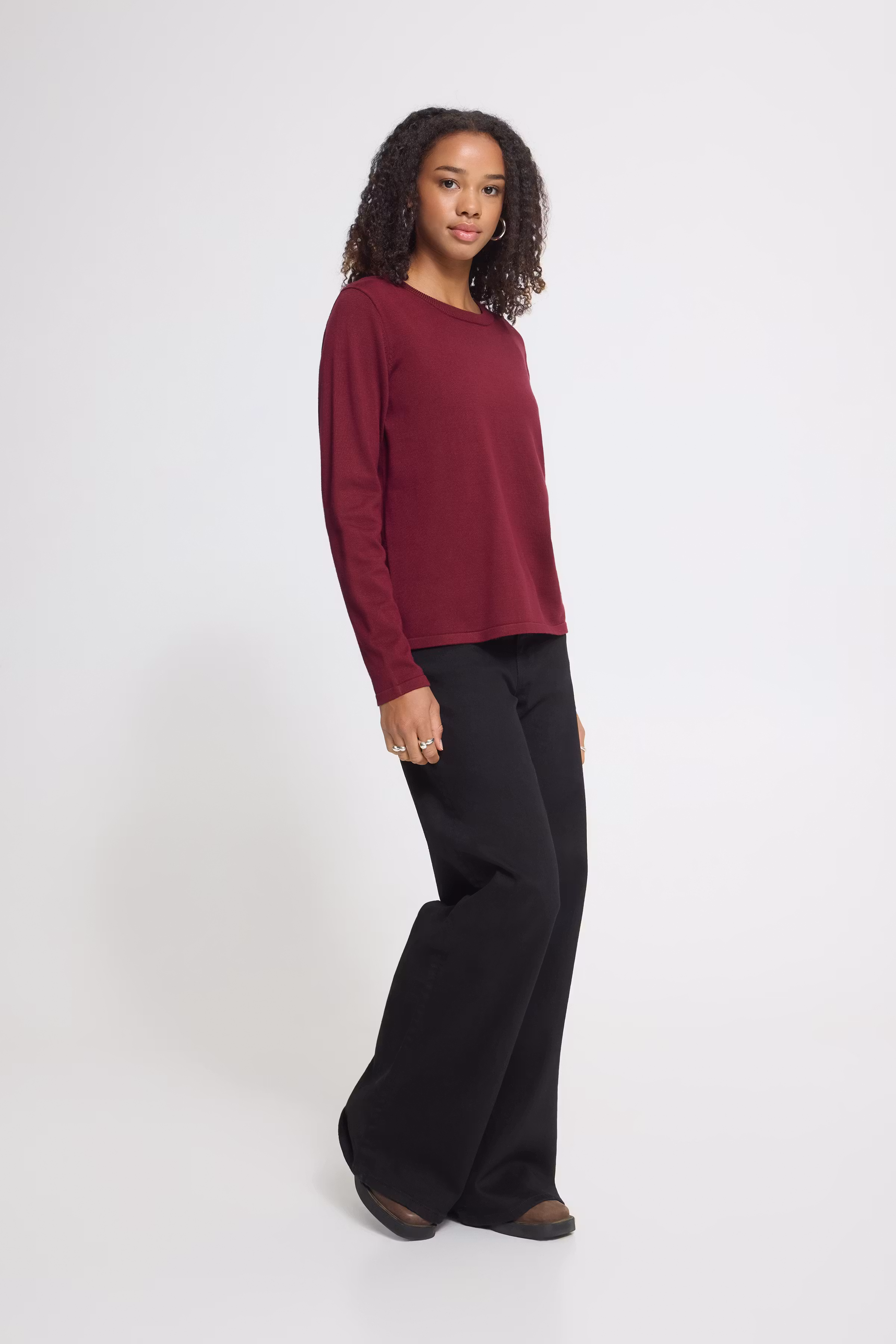 IHLULS O-Neck Pullover LOOKBOOK FRONT 20125814-192024