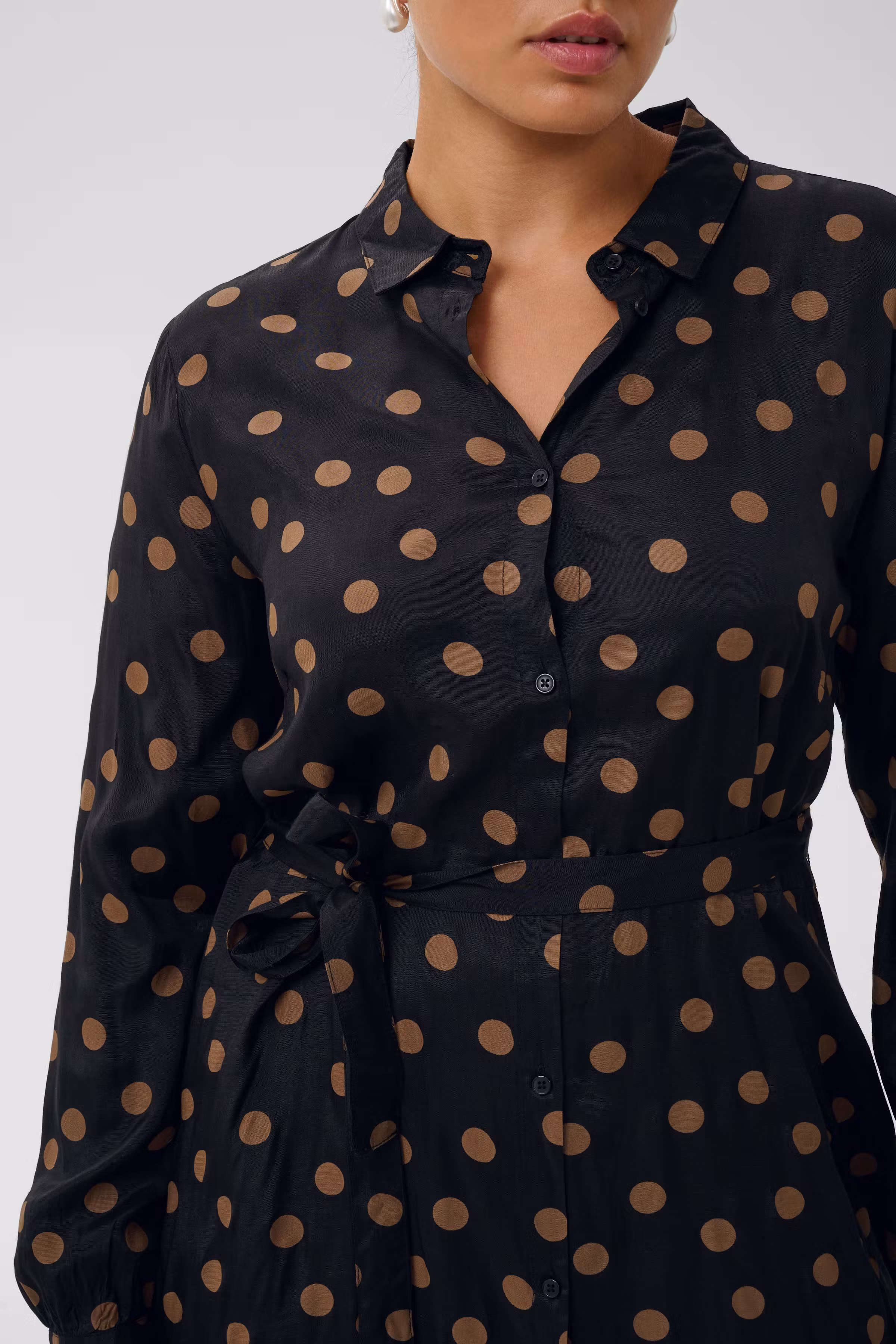 KColivia Robe LOOKBOOK DETAIL 10580167-100535