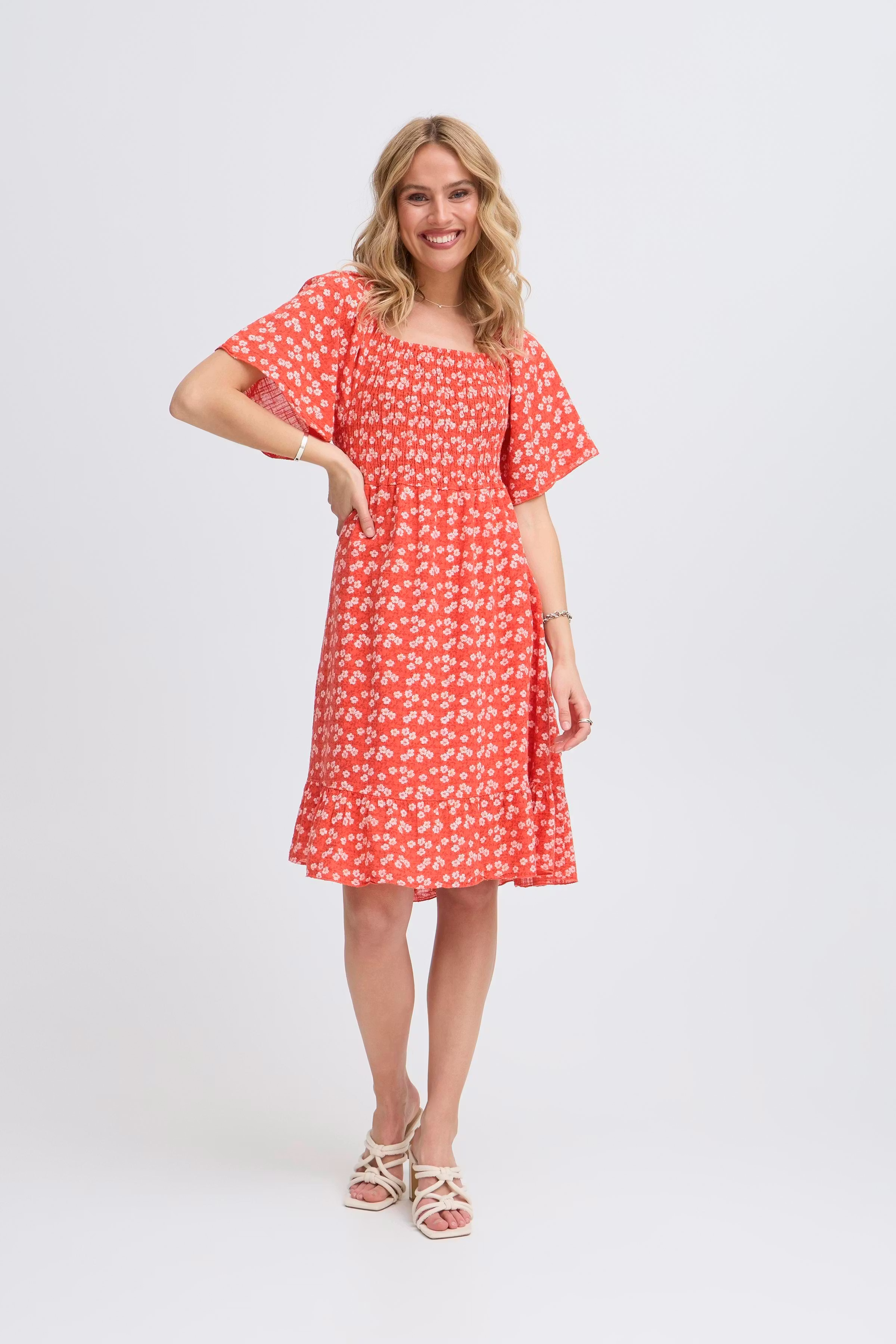 SBALEXA Kjole LOOKBOOK FRONT 22100973-181762