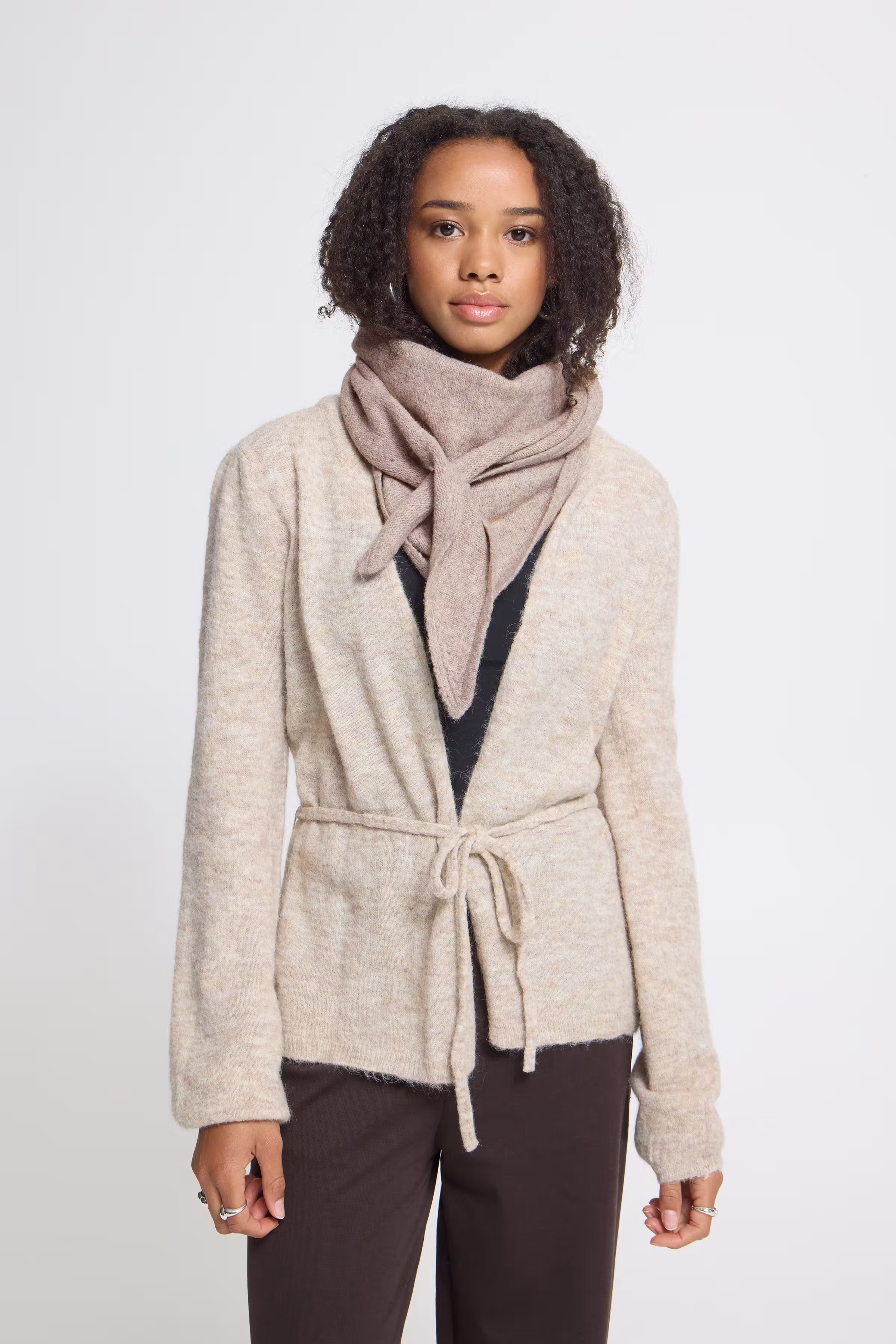 IAGRY Tuch LOOKBOOK FRONT 20126513-1304011