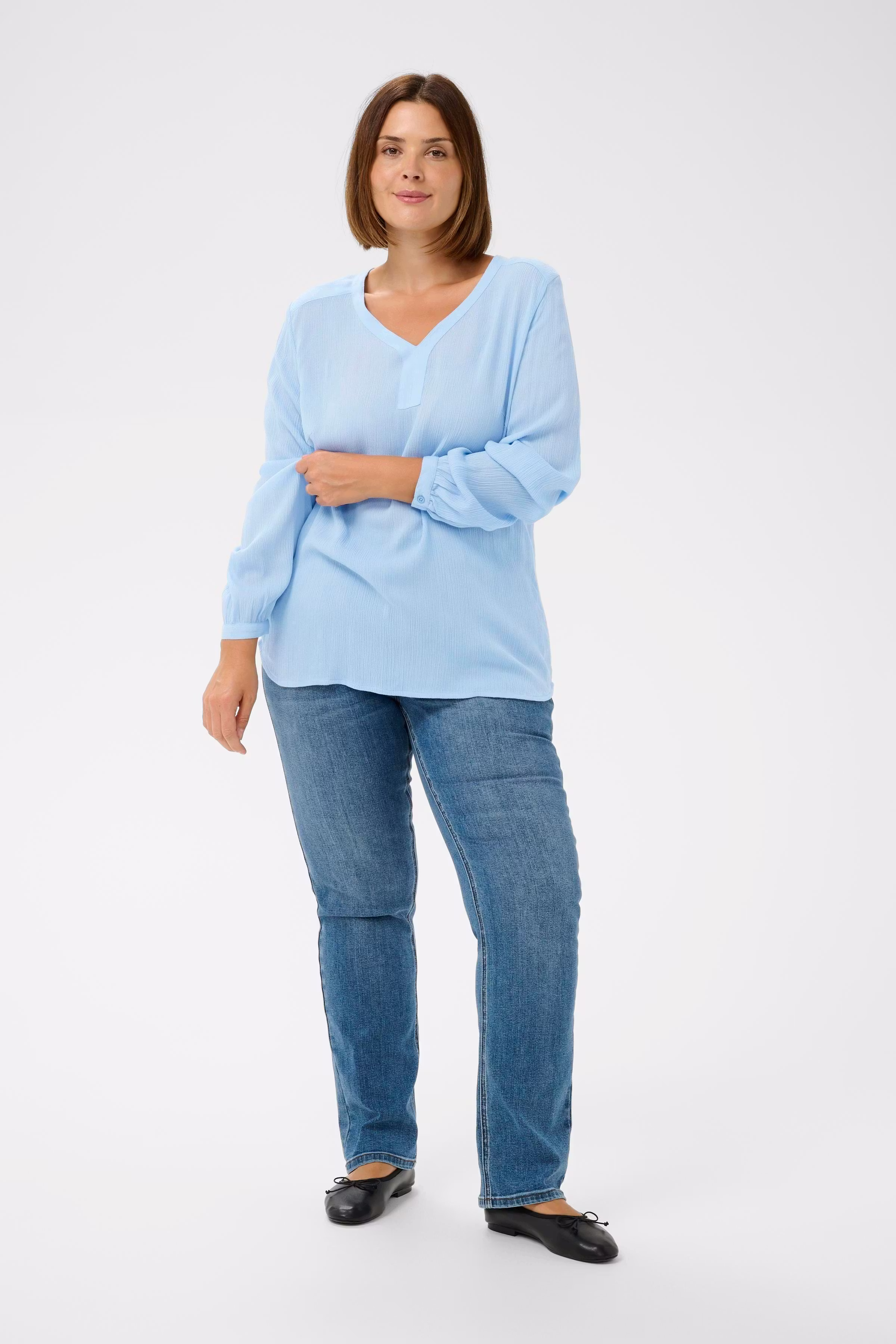 KCami Bluse LOOKBOOK FRONT 10580001-144214