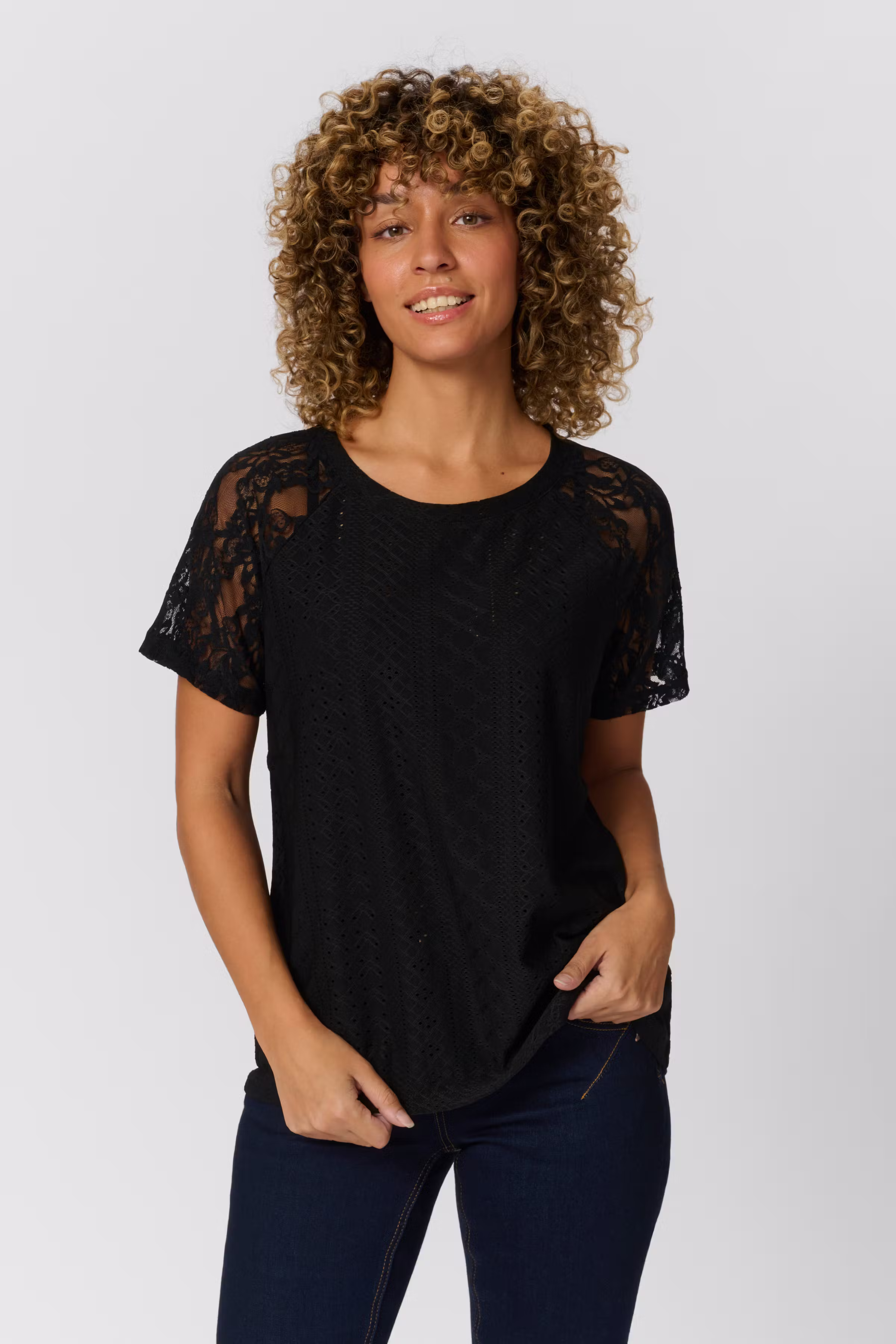 CRIone Bluse LOOKBOOK FRONT 10613195-100120