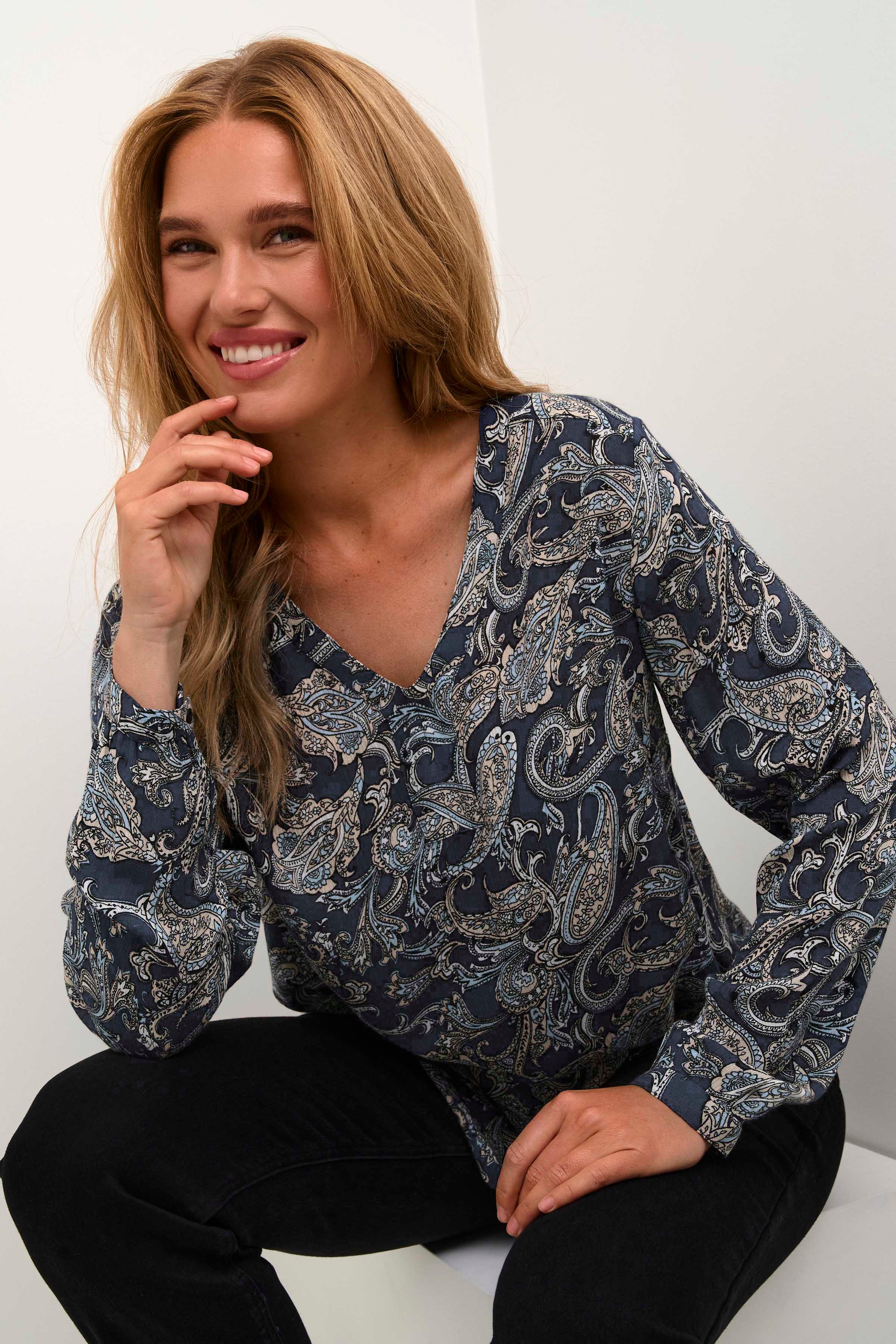 KAamber Blouse LOOKBOOK DETAIL 10508254-105318