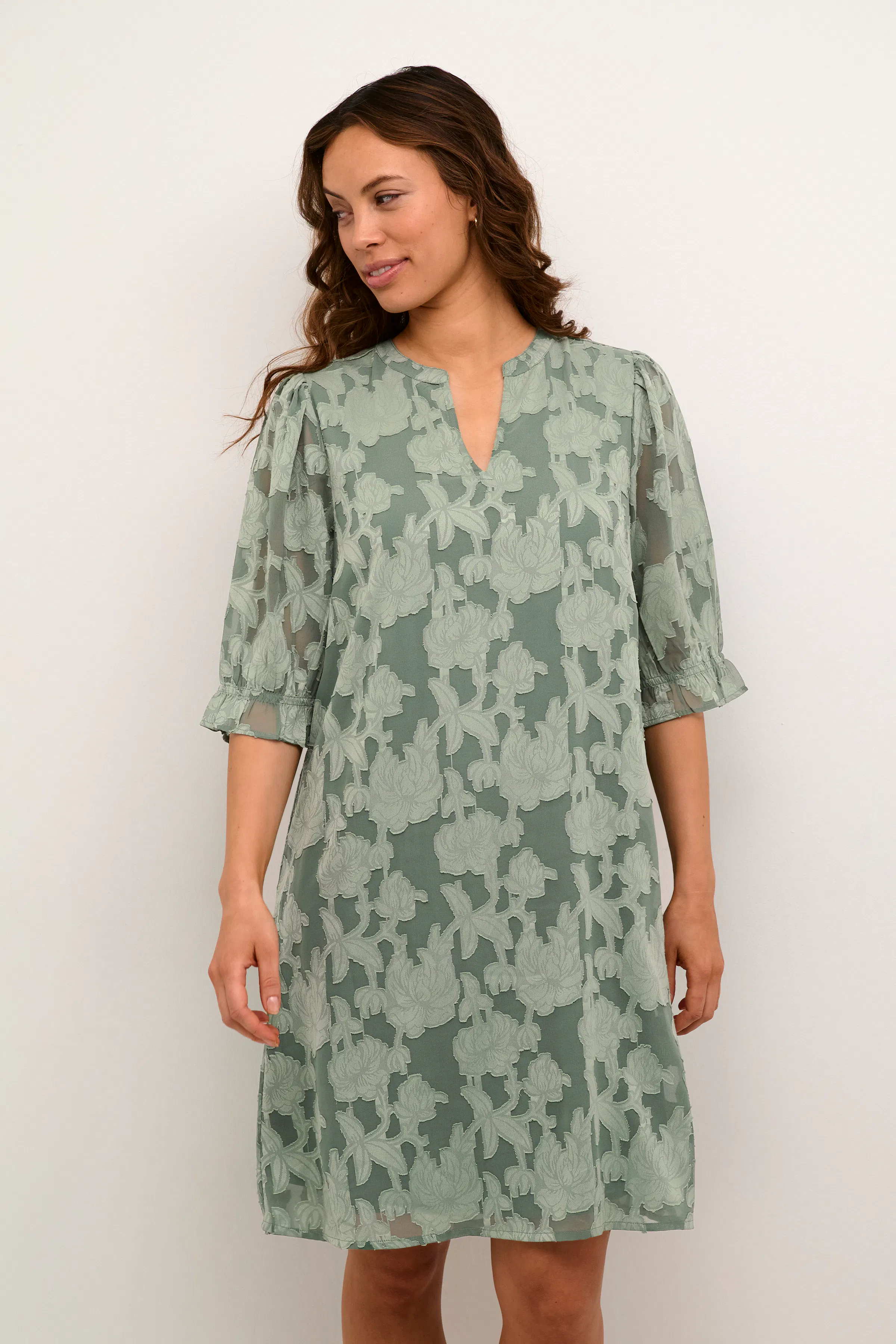 CRYana Kjole LOOKBOOK FRONT 10613286-176009
