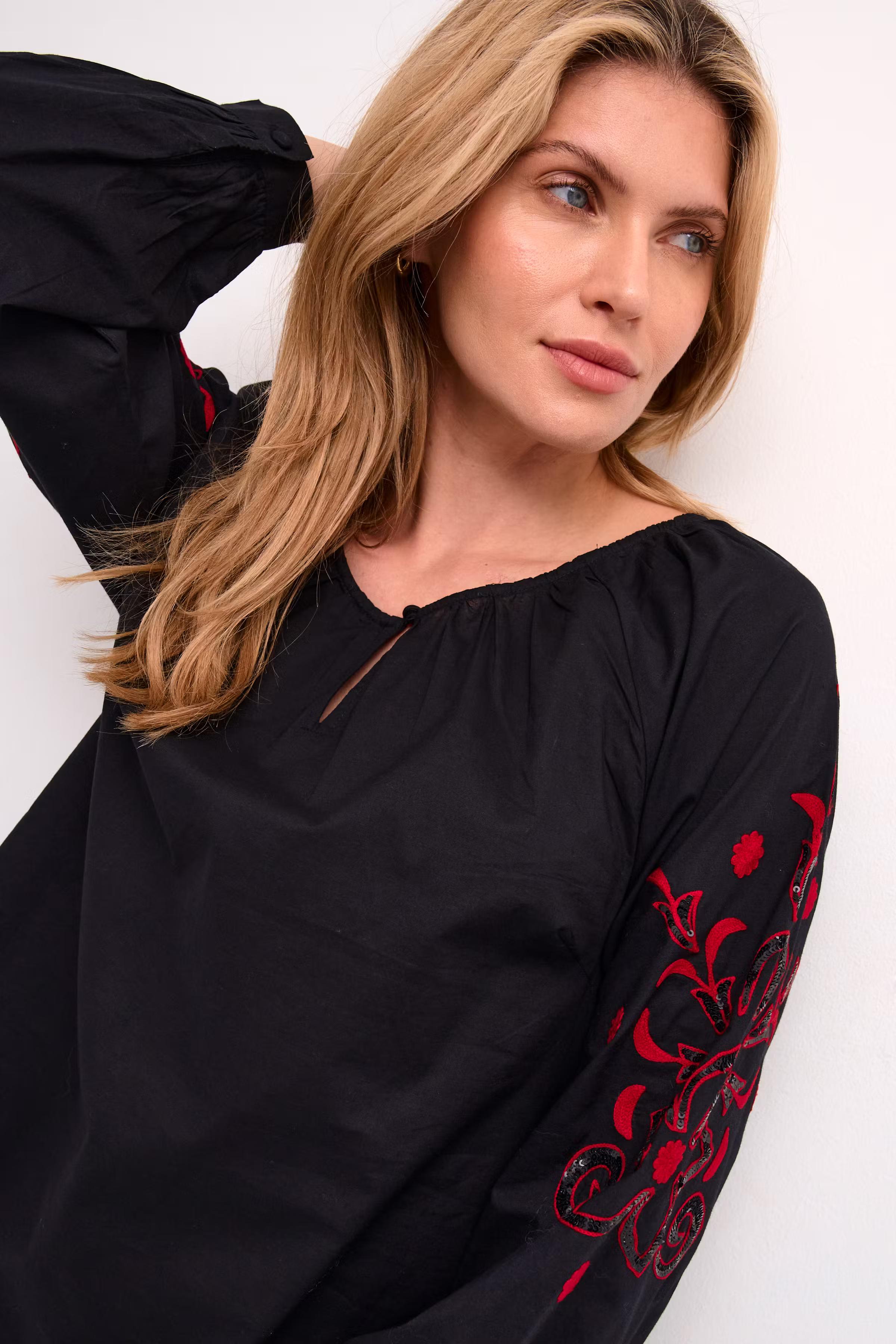 CRWenni Bluse LOOKBOOK DETAIL 10613262-100120