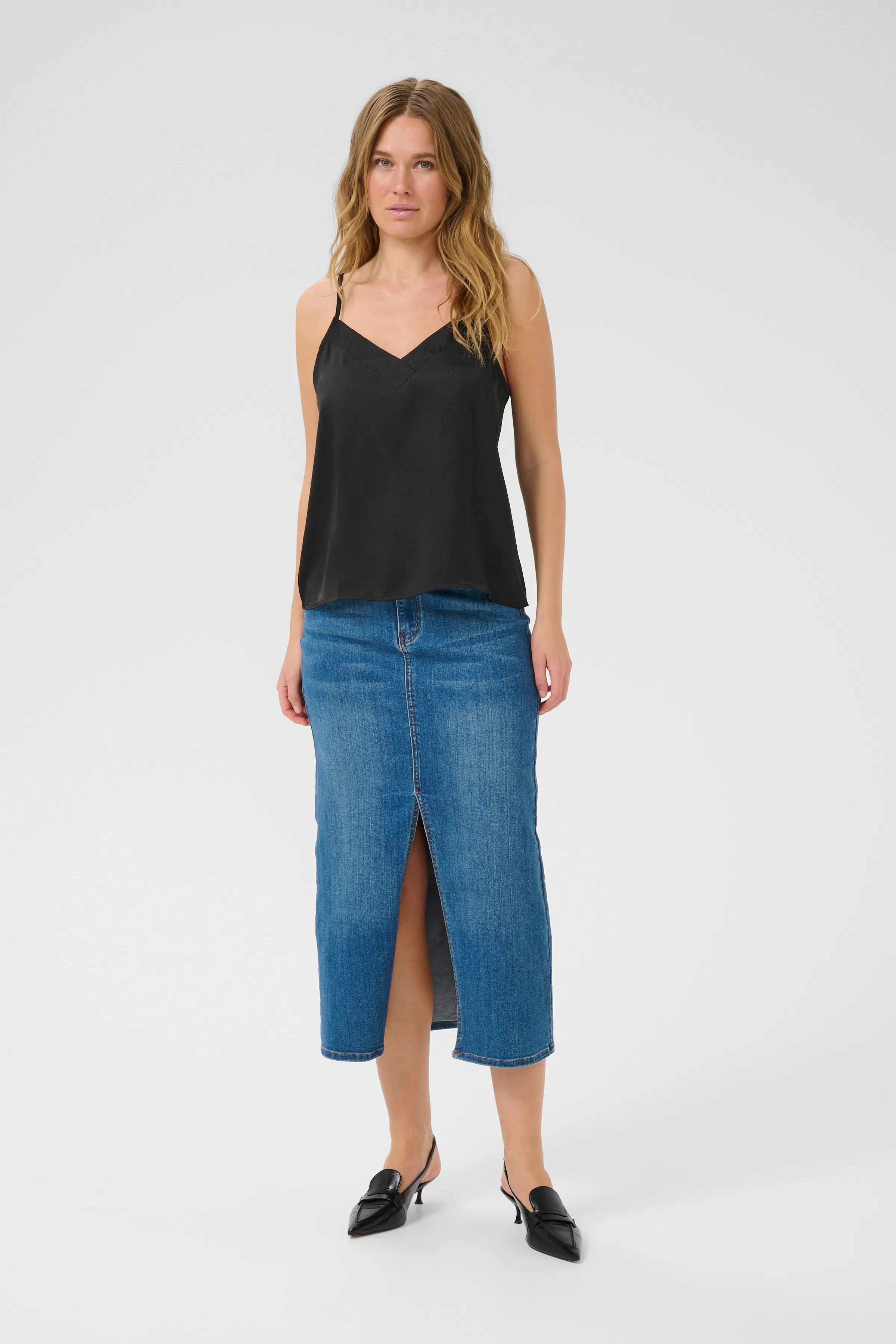 KAmolly Top LOOKBOOK FRONT 10552421-106480