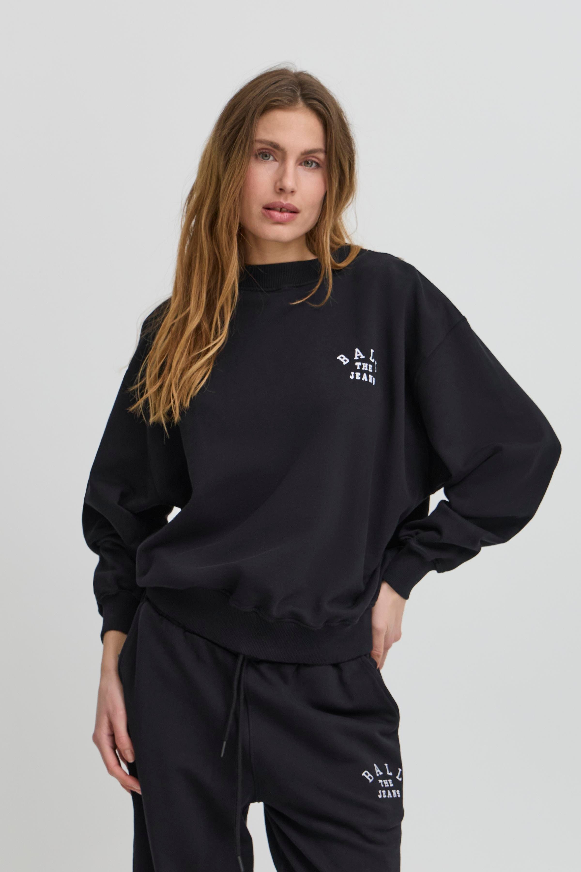 BASAVONA Sweatshirt LOOKBOOK FRONT 50405151-204005