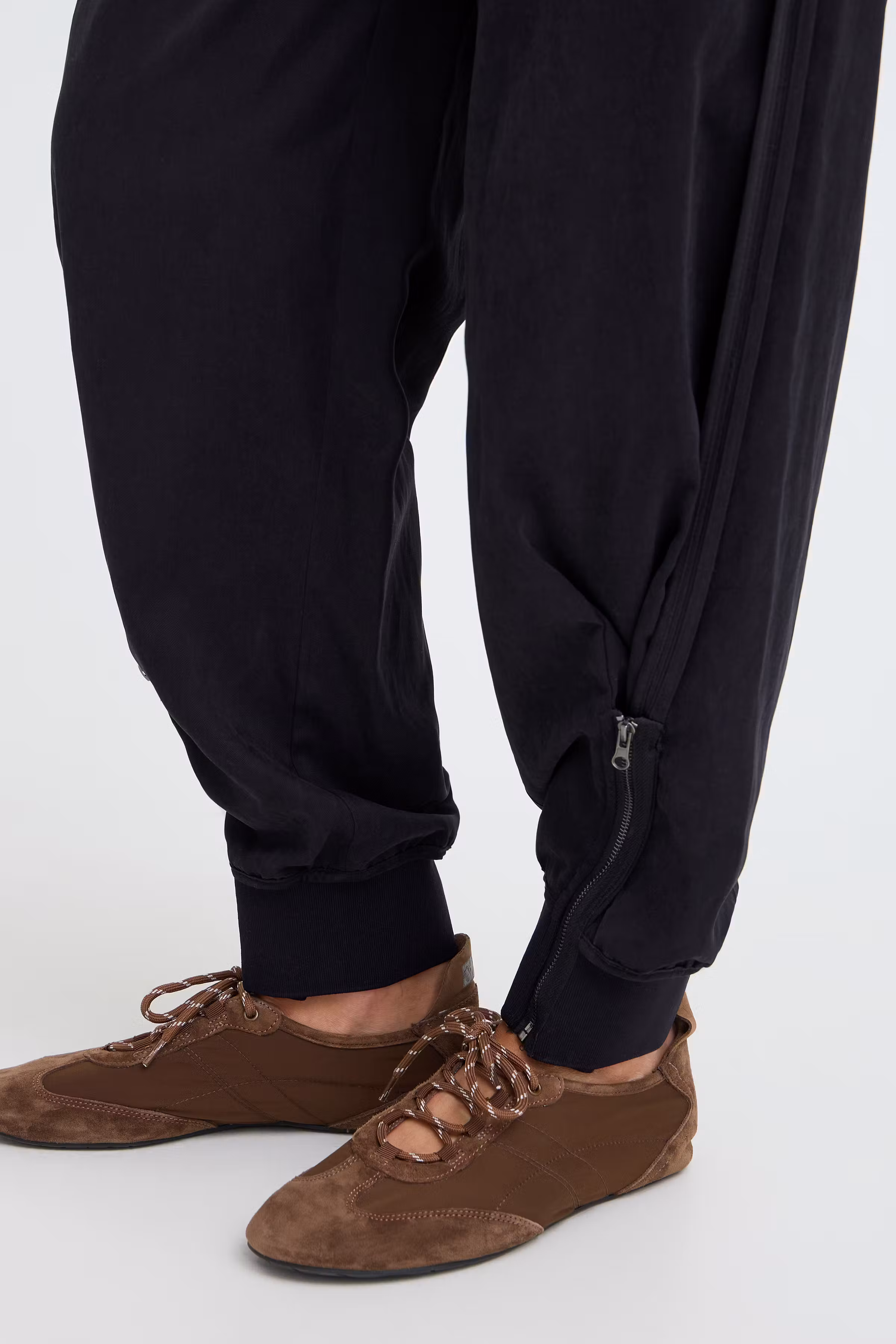 PZFIA Trousers LOOKBOOK DETAIL 50210939-193911
