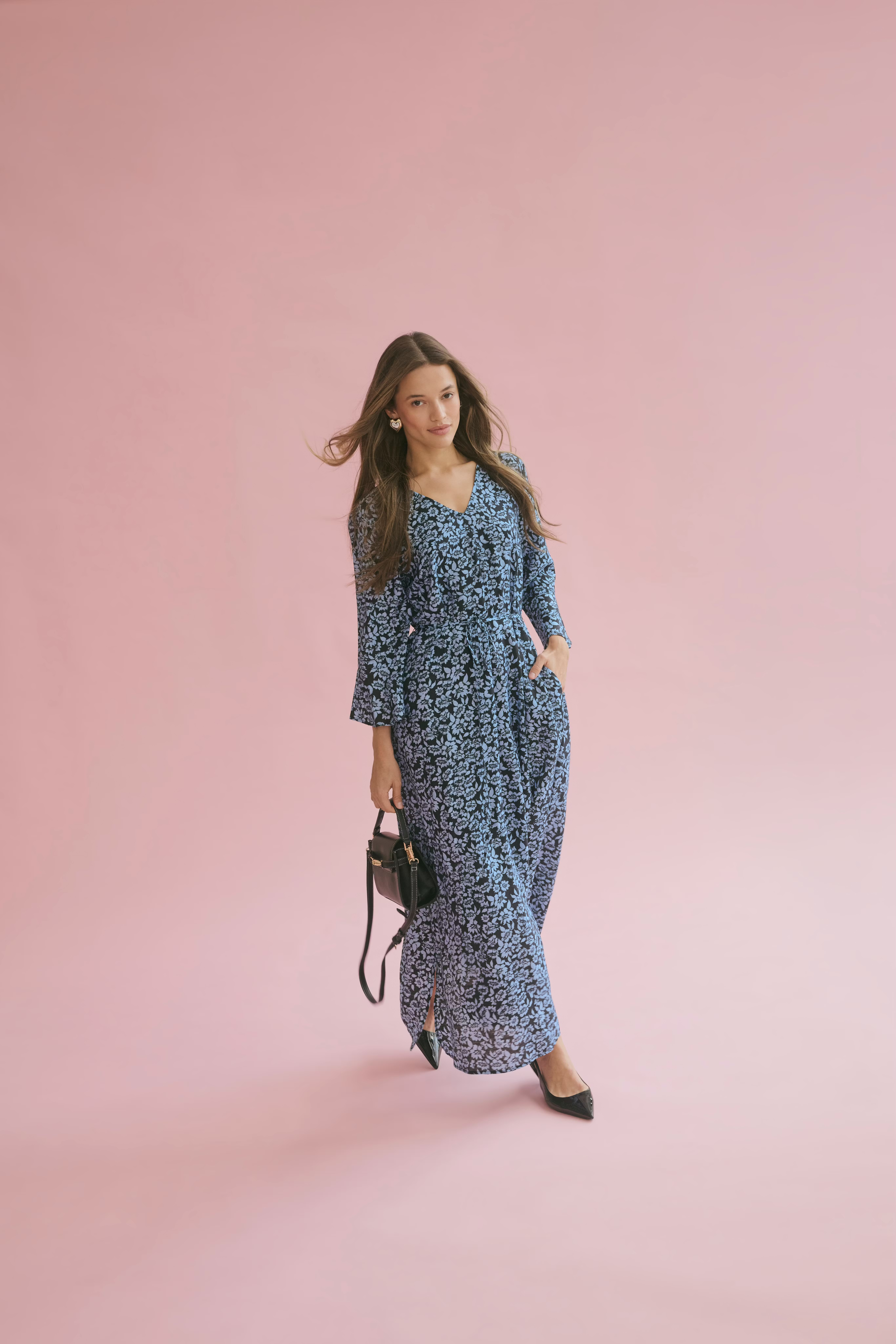 KAamanda Kjole LOCATION NONE 10510152-107720