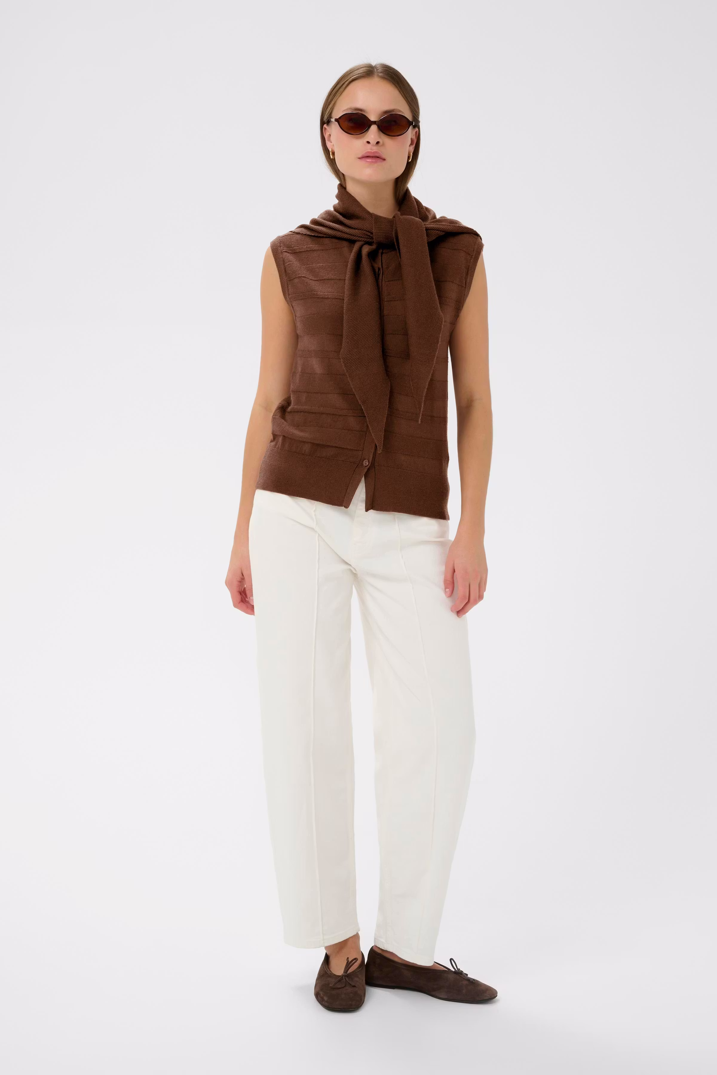 SLSpina Waistcoat LOOKBOOK FRONT 30409063-191220