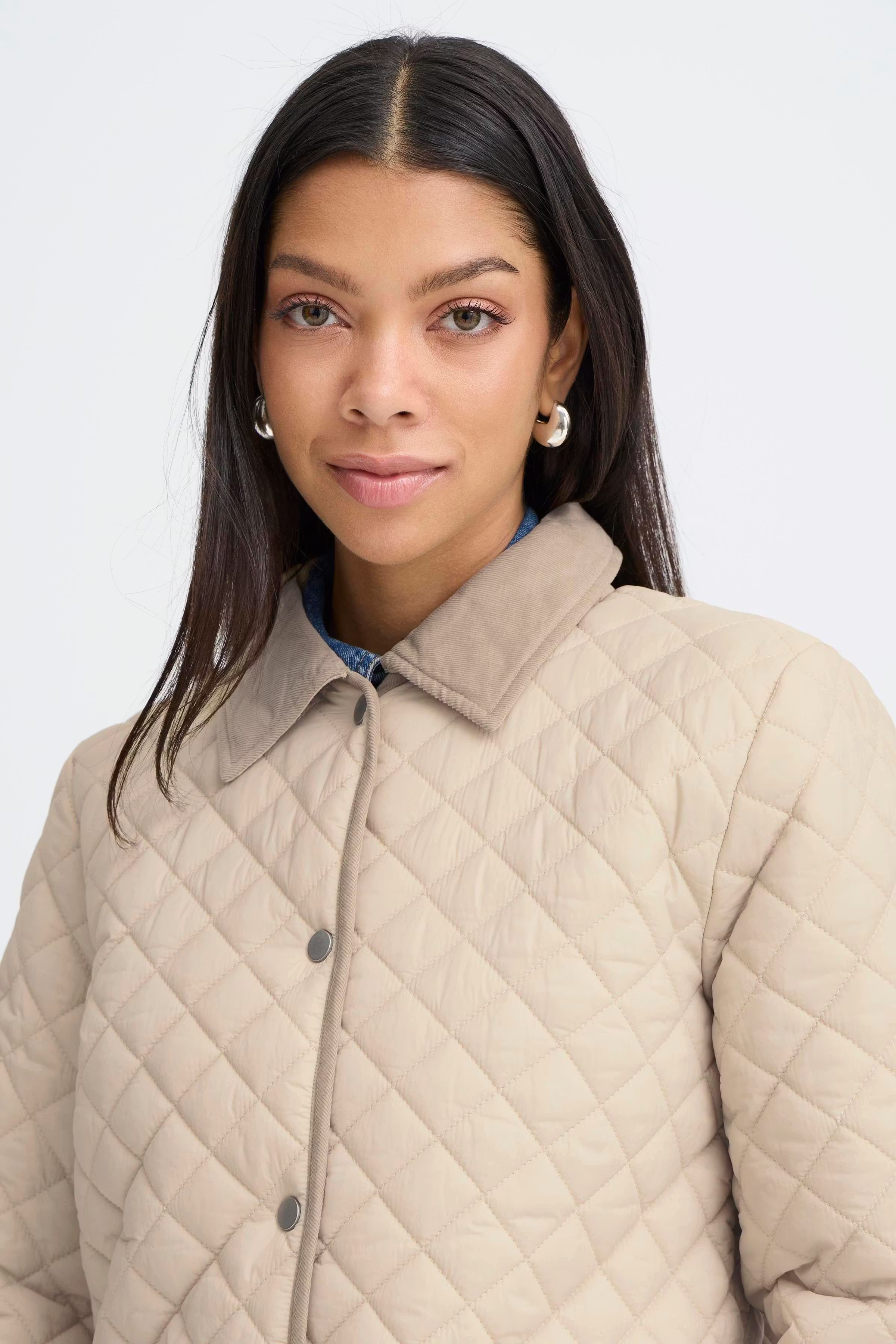 BYBERTA Bovenkleding LOOKBOOK DETAIL 20818514-141107