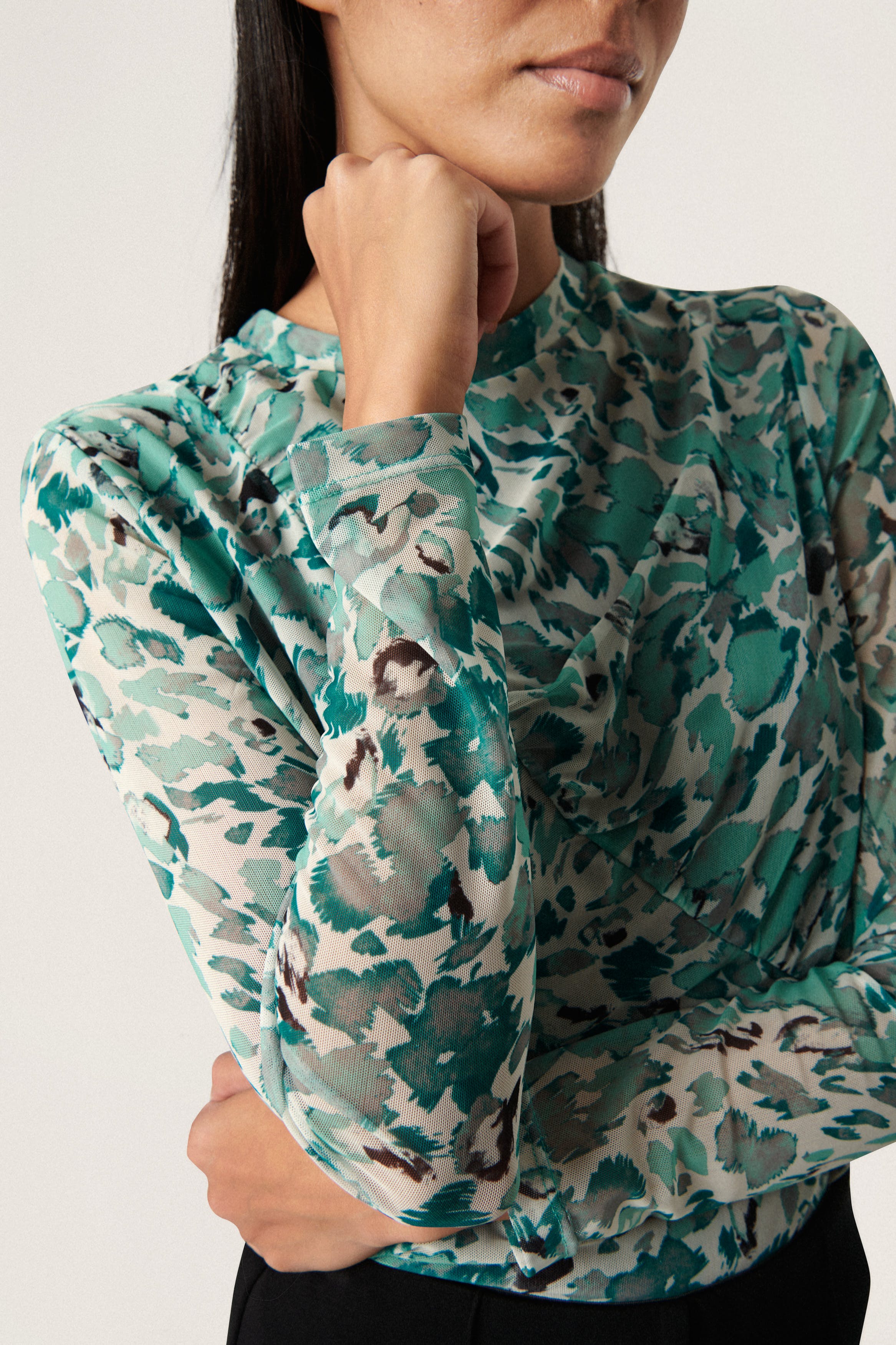 SLDemara T-shirt LOOKBOOK DETAIL 30406473-301714