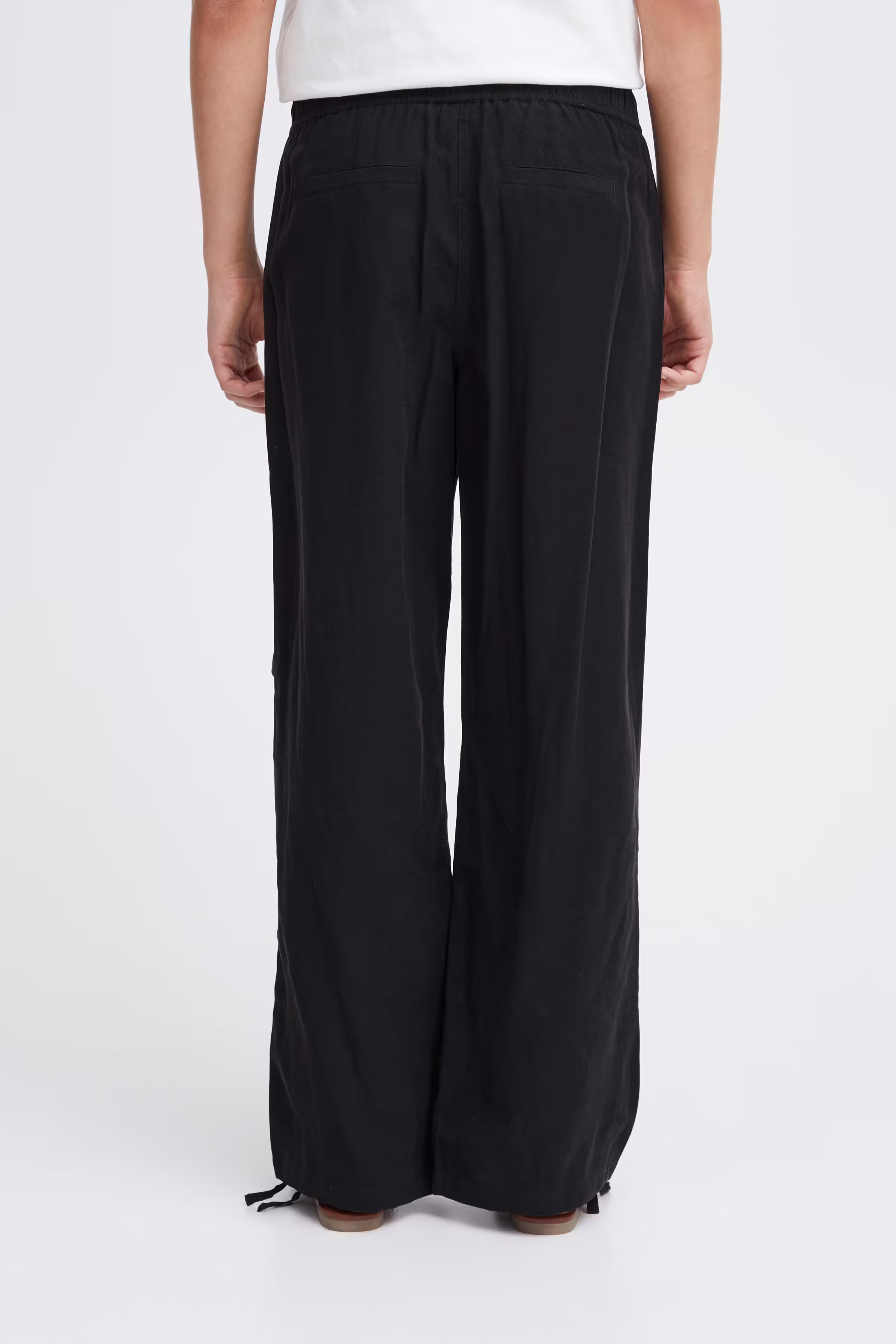 IHHIZTA Broek LOOKBOOK BACK 20120692-194008