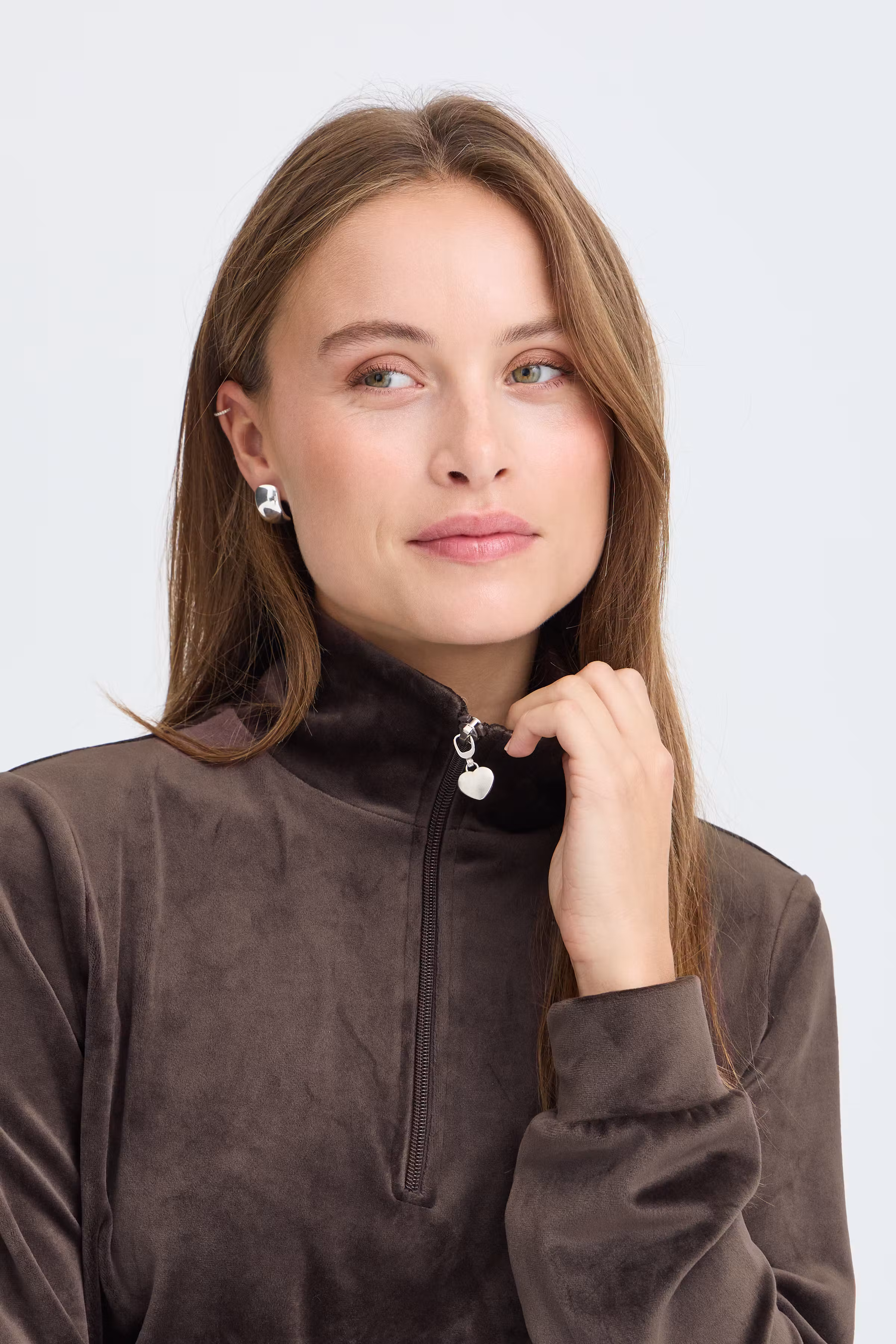 BYMITZA Sweatshirt LOOKBOOK DETAIL 20819758-191016