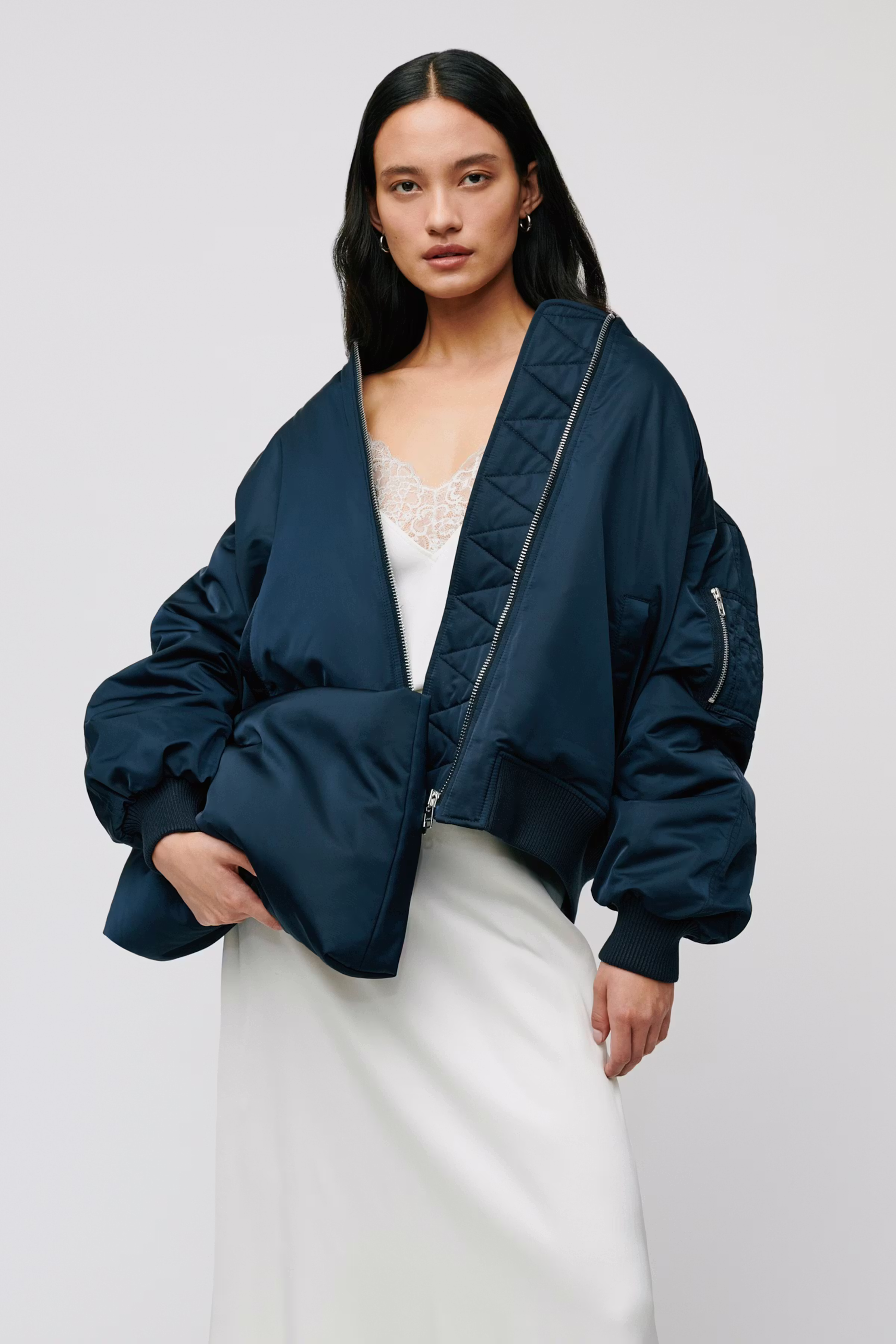 AMINA Bag LOOKBOOK FRONT 30600432-BL900