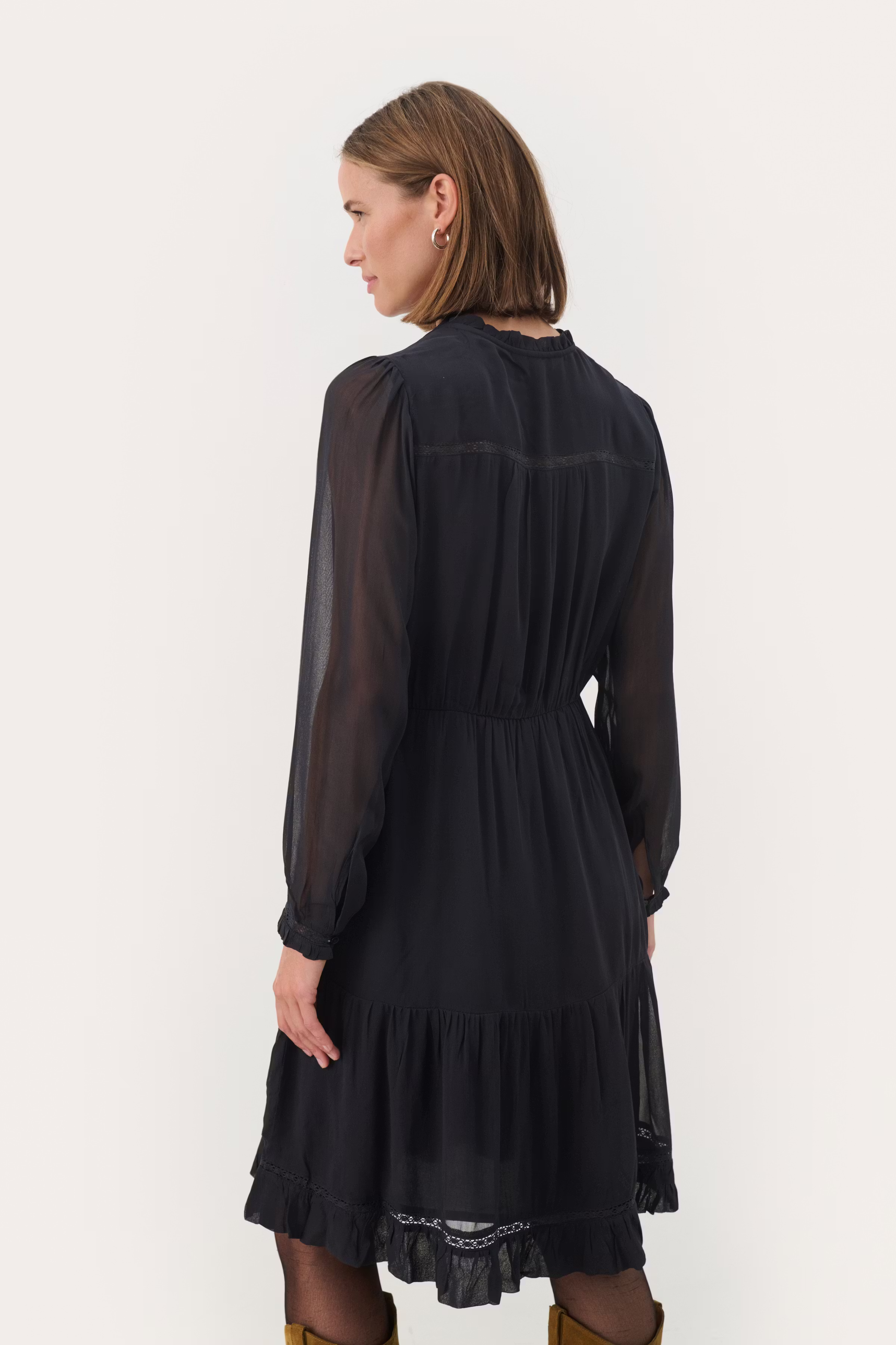 MunyaPW Dress LOOKBOOK BACK 30309321-194013