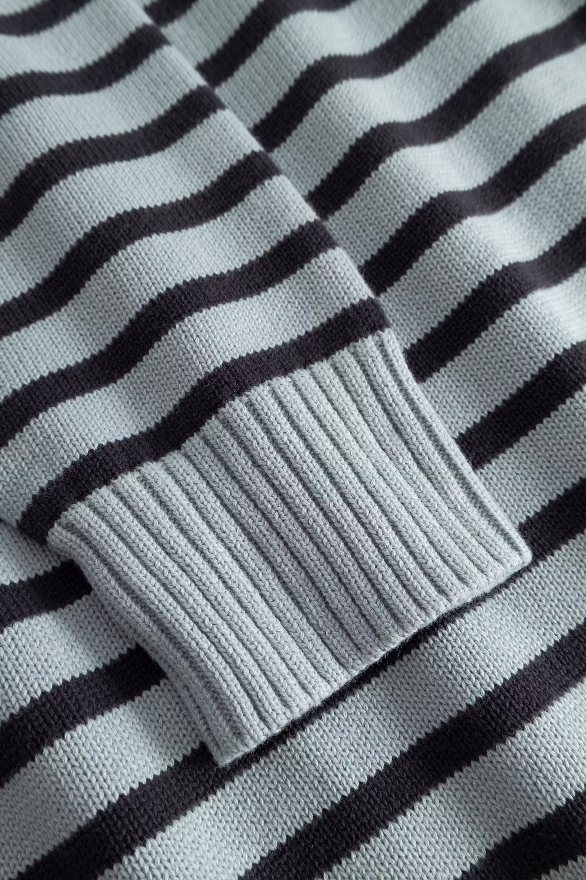 WWTay Pullover PACK DETAIL 30252075-304629