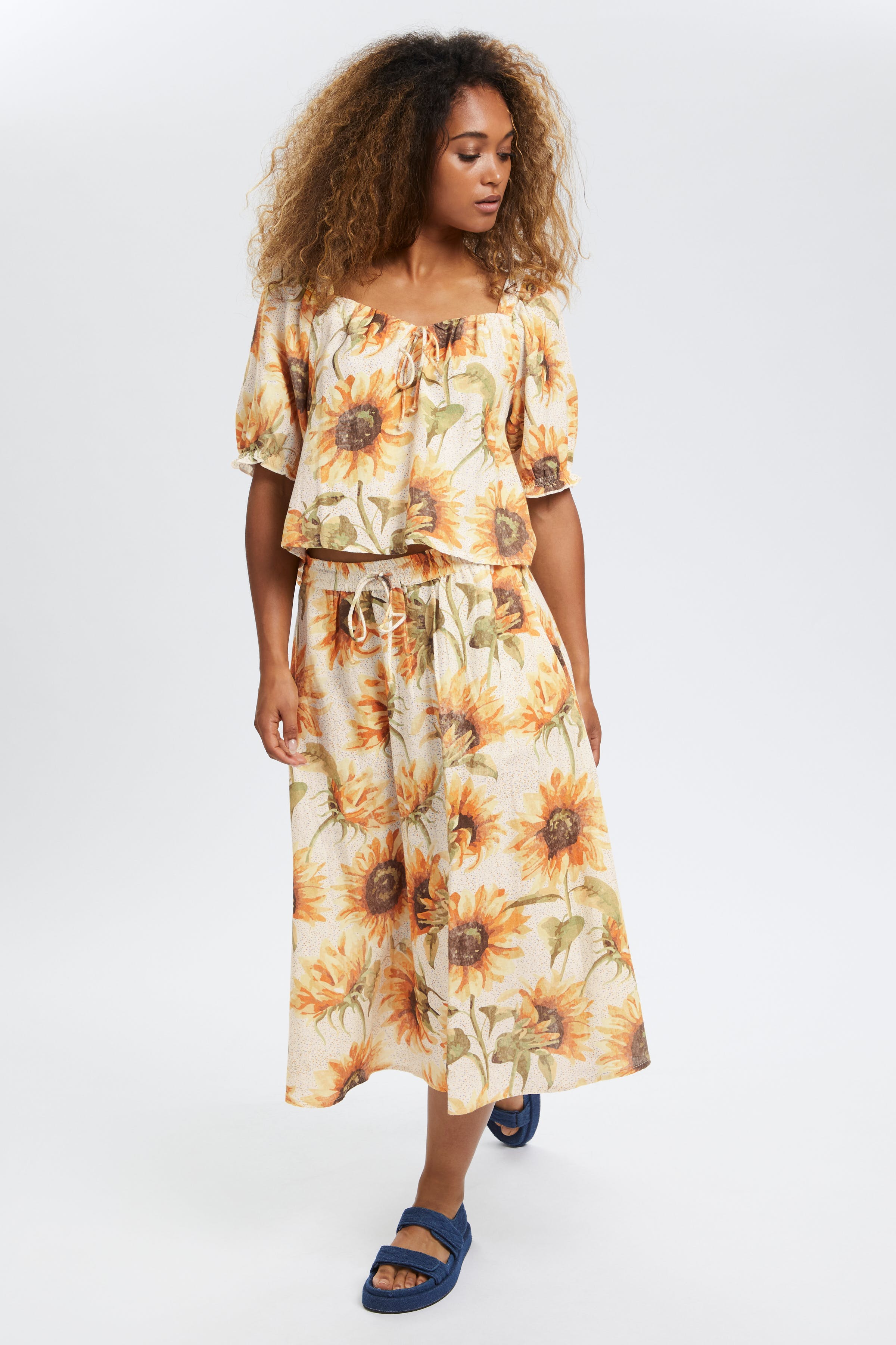 CRSomi Rock LOOKBOOK FRONT 10609795-102701