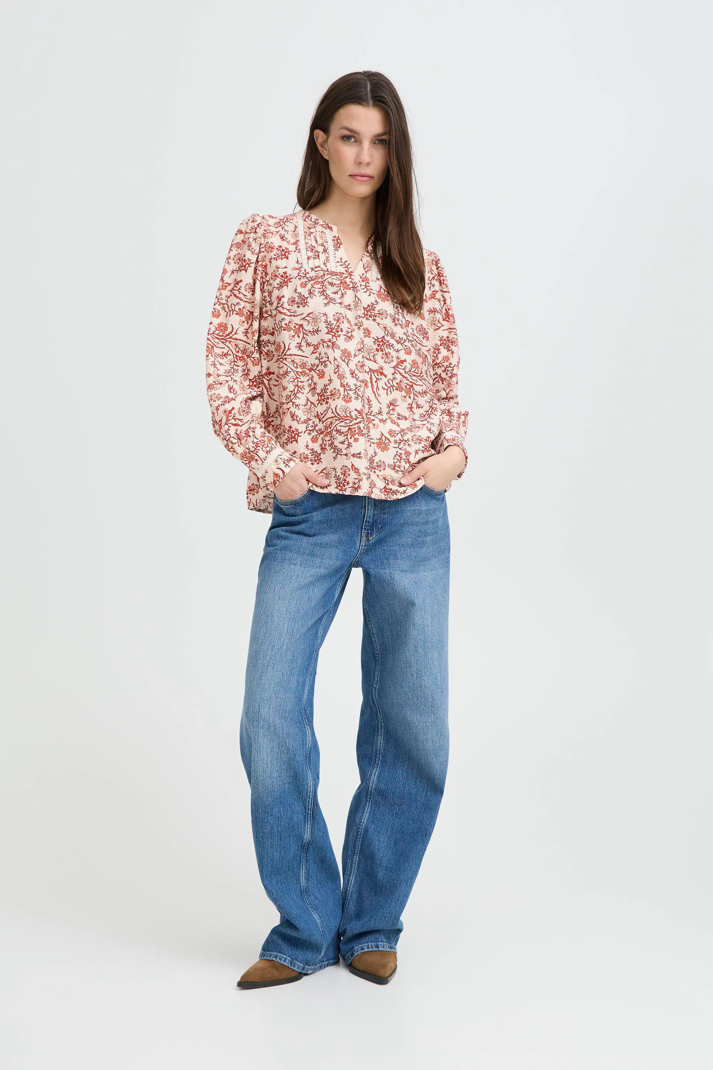 PZABRINA Bluse LOOKBOOK FRONT 50210231-171664