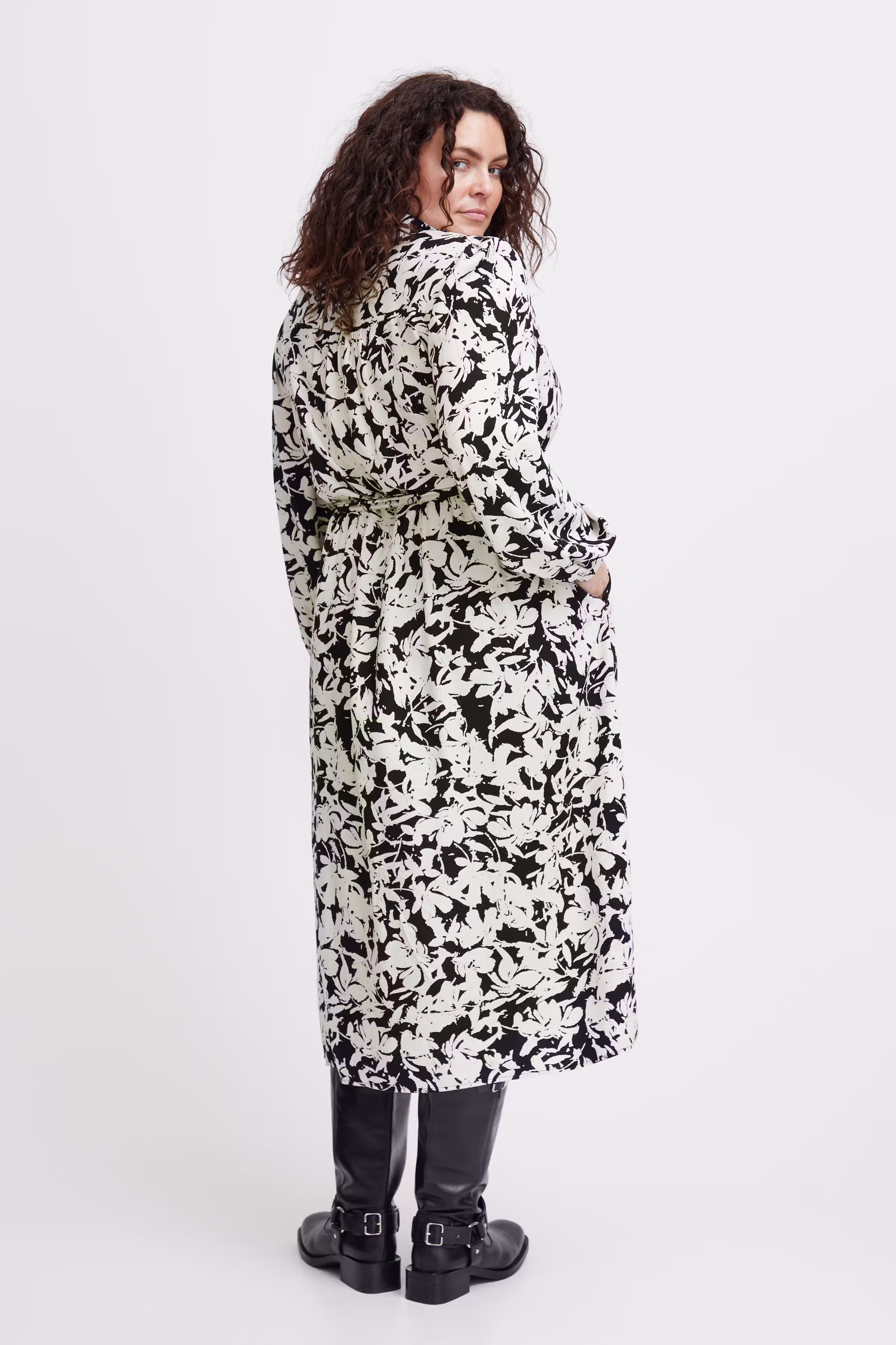 Dress LOOKBOOK BACK 20612605-202203