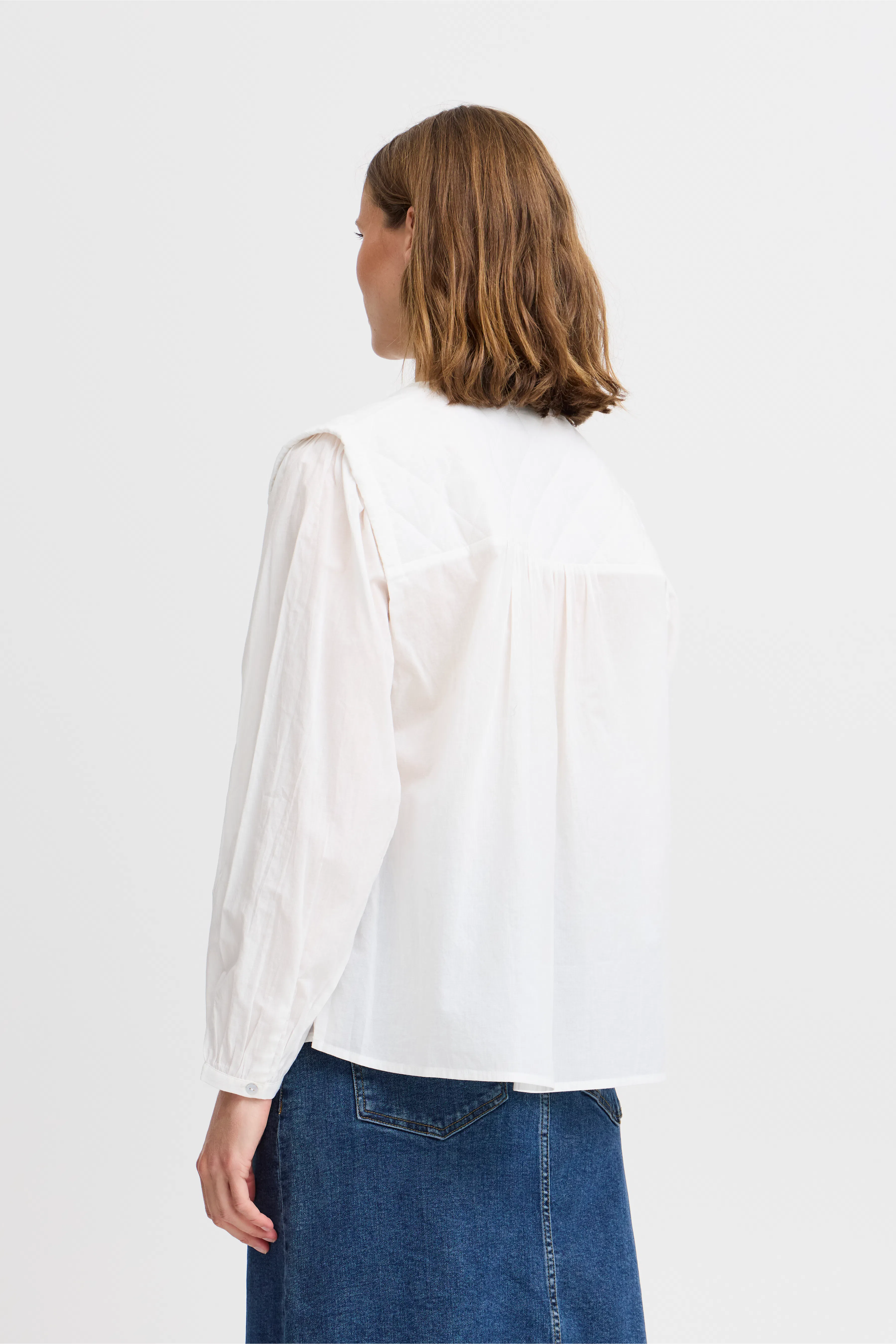 BYIANTHE Bluse LOOKBOOK BACK 20815241-114300