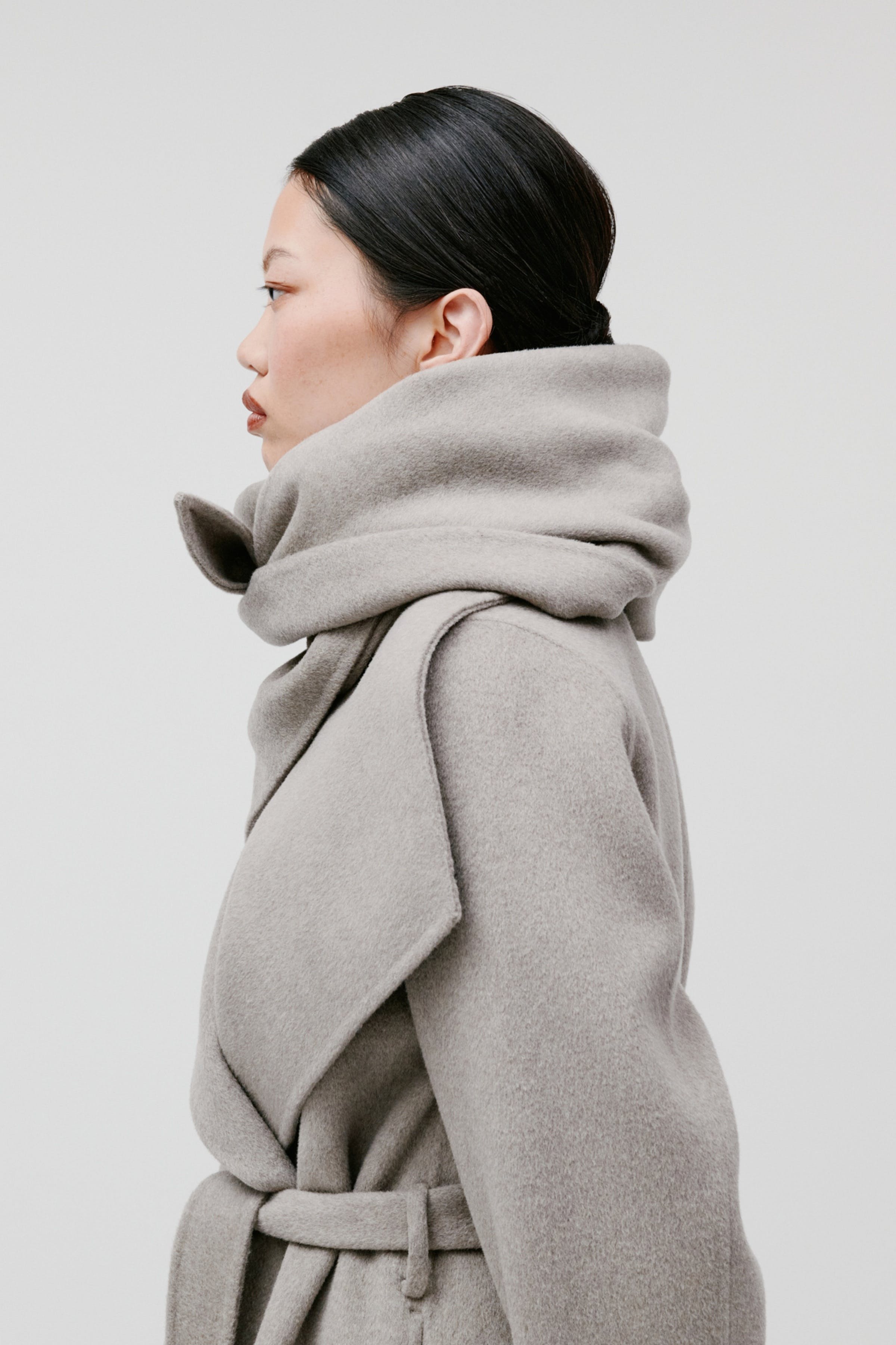 ARIANA SCHAL LOOKBOOK TOP 30600715-BE457