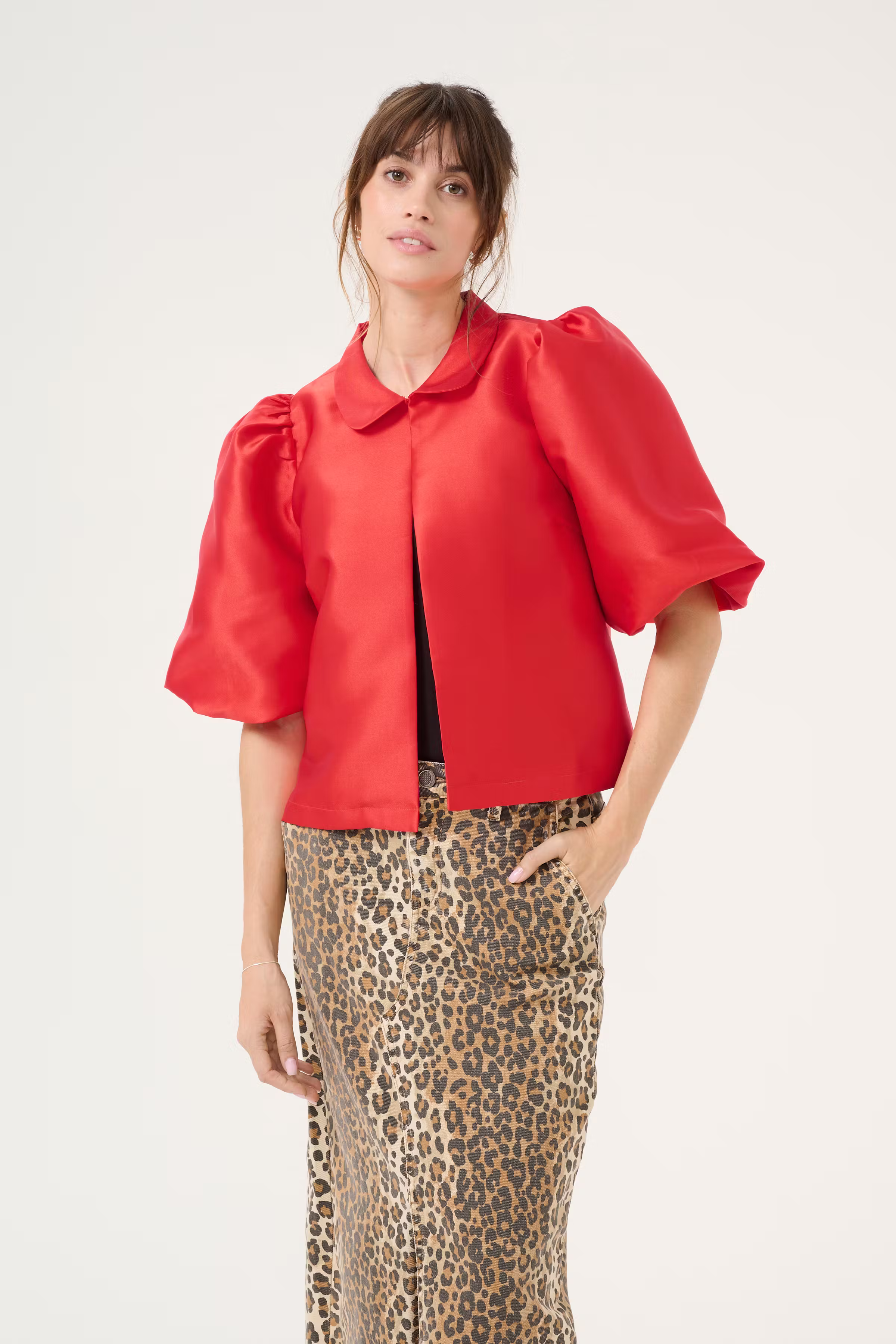 CUtafta Satengjakke LOOKBOOK FRONT 50111234-181664