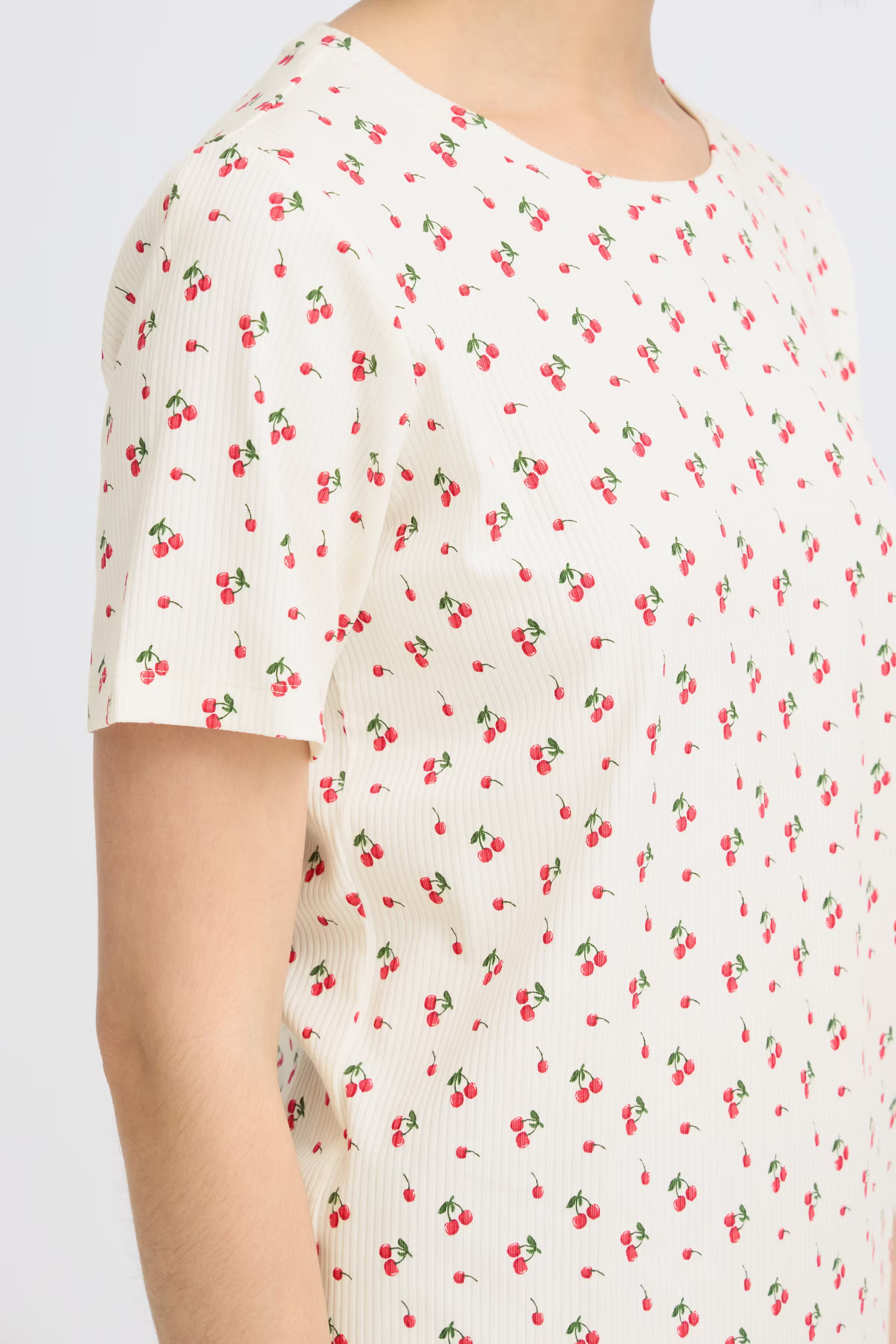 FRTESS T-shirt LOOKBOOK DETAIL 20617902-900008403