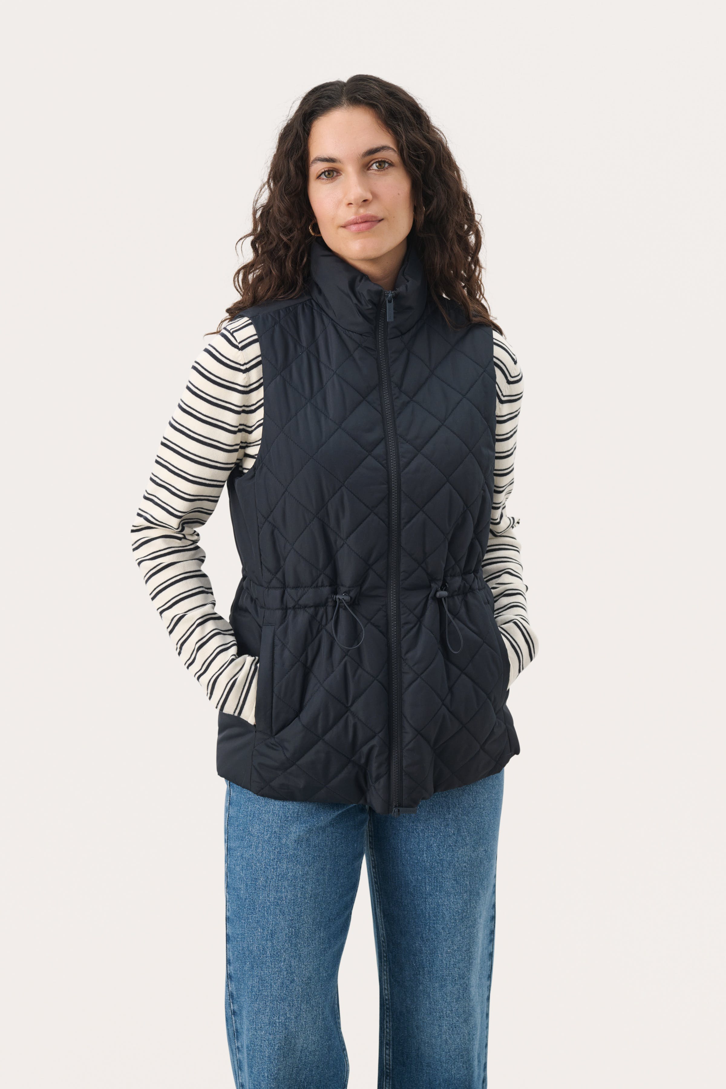 NanetPW Warm vest LOOKBOOK FRONT 30309182-194013