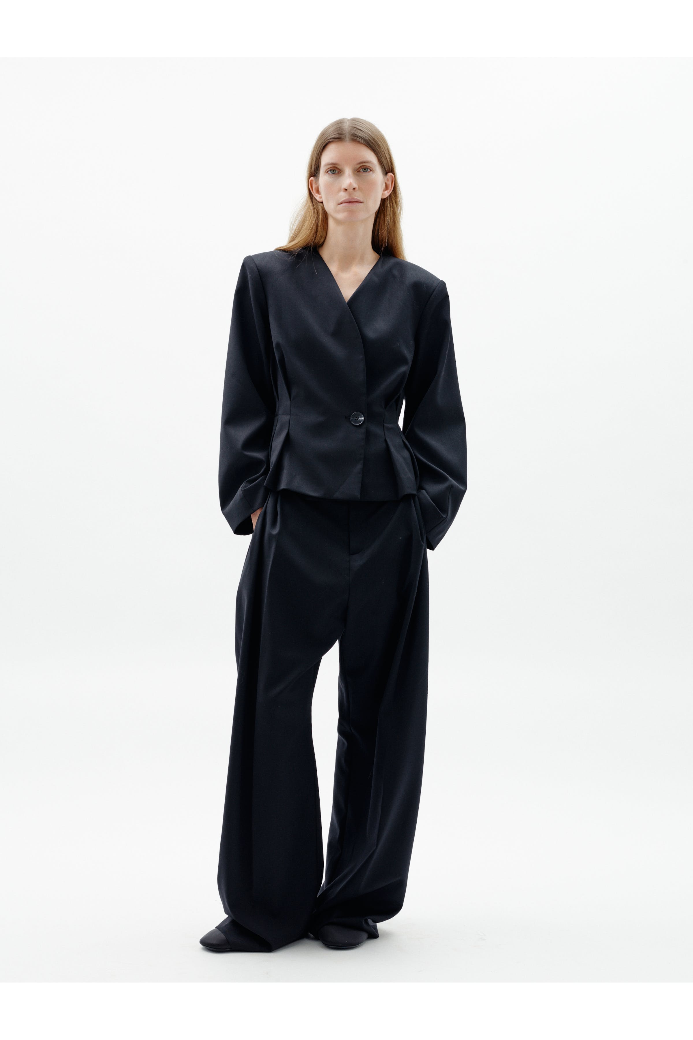 CARAHIW Blazer LOCATION NONE 30112889-194008