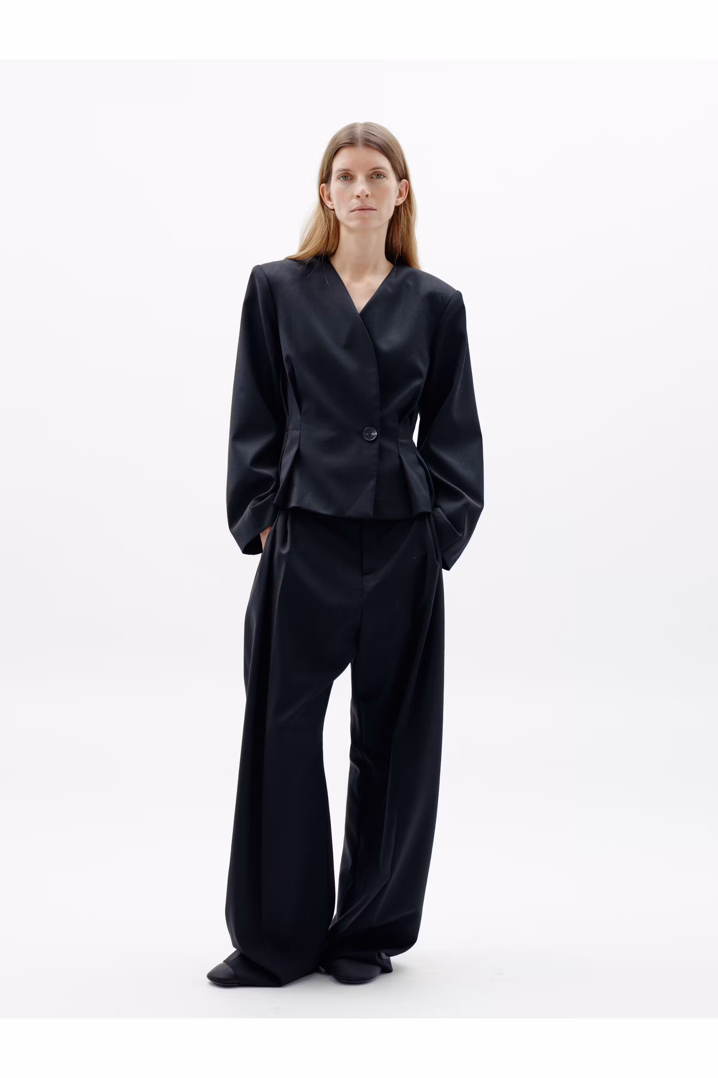 CARAHIW Blazer LOCATION NONE 30112889-194008