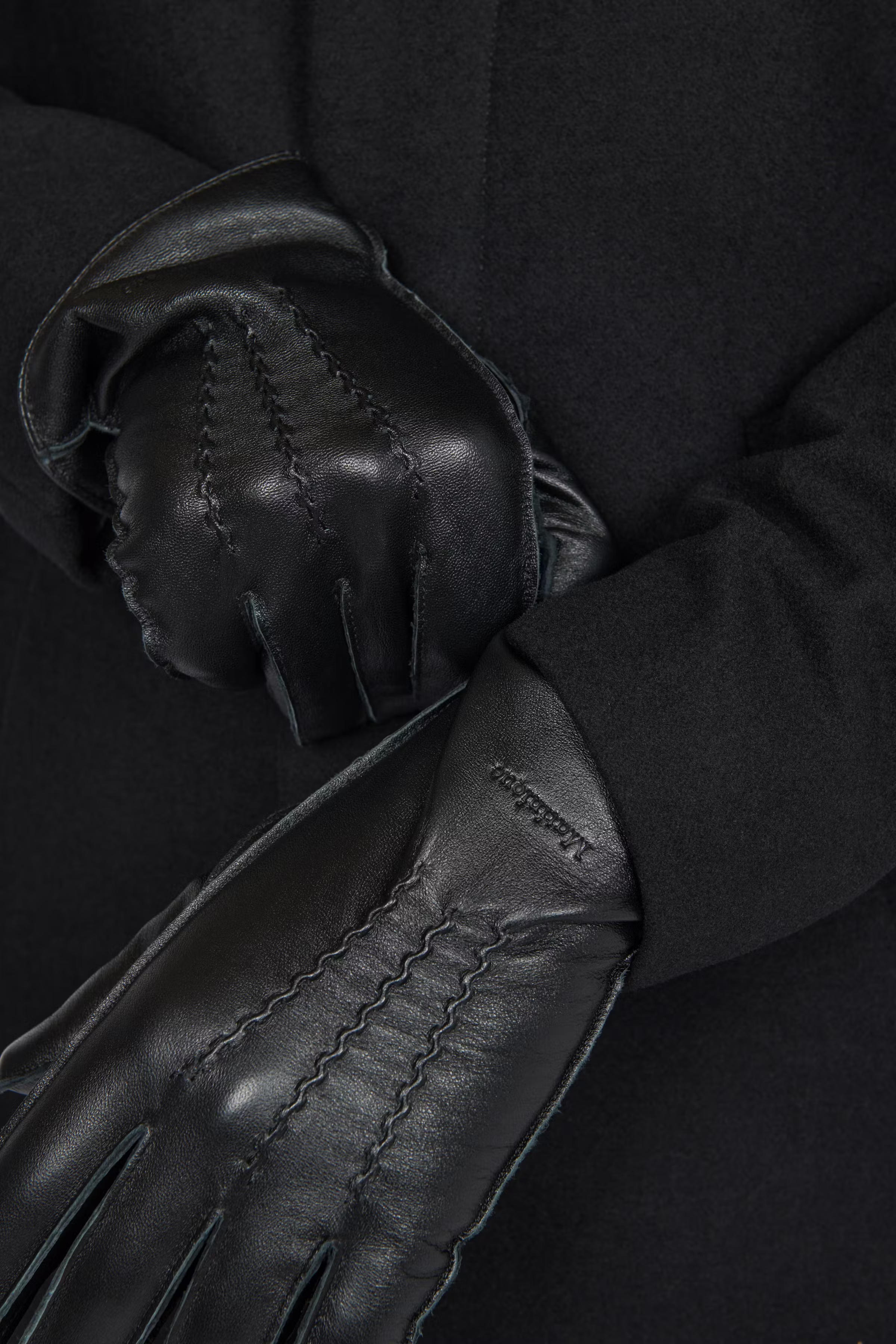 MAtrewy Leather Gloves LOOKBOOK DETAIL 30204795-300275