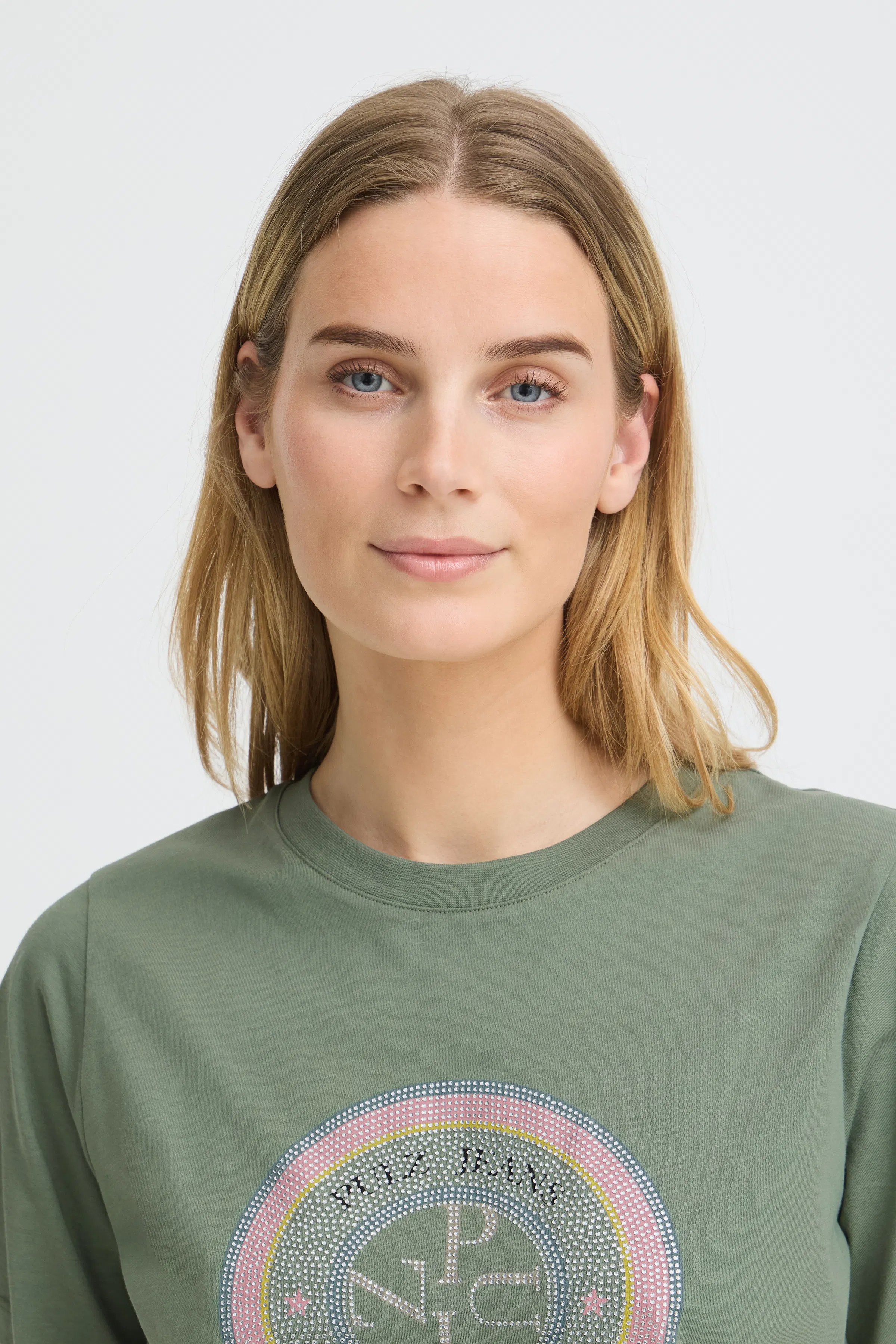PZCHERI T-shirt LOOKBOOK DETAIL 50210520-185806