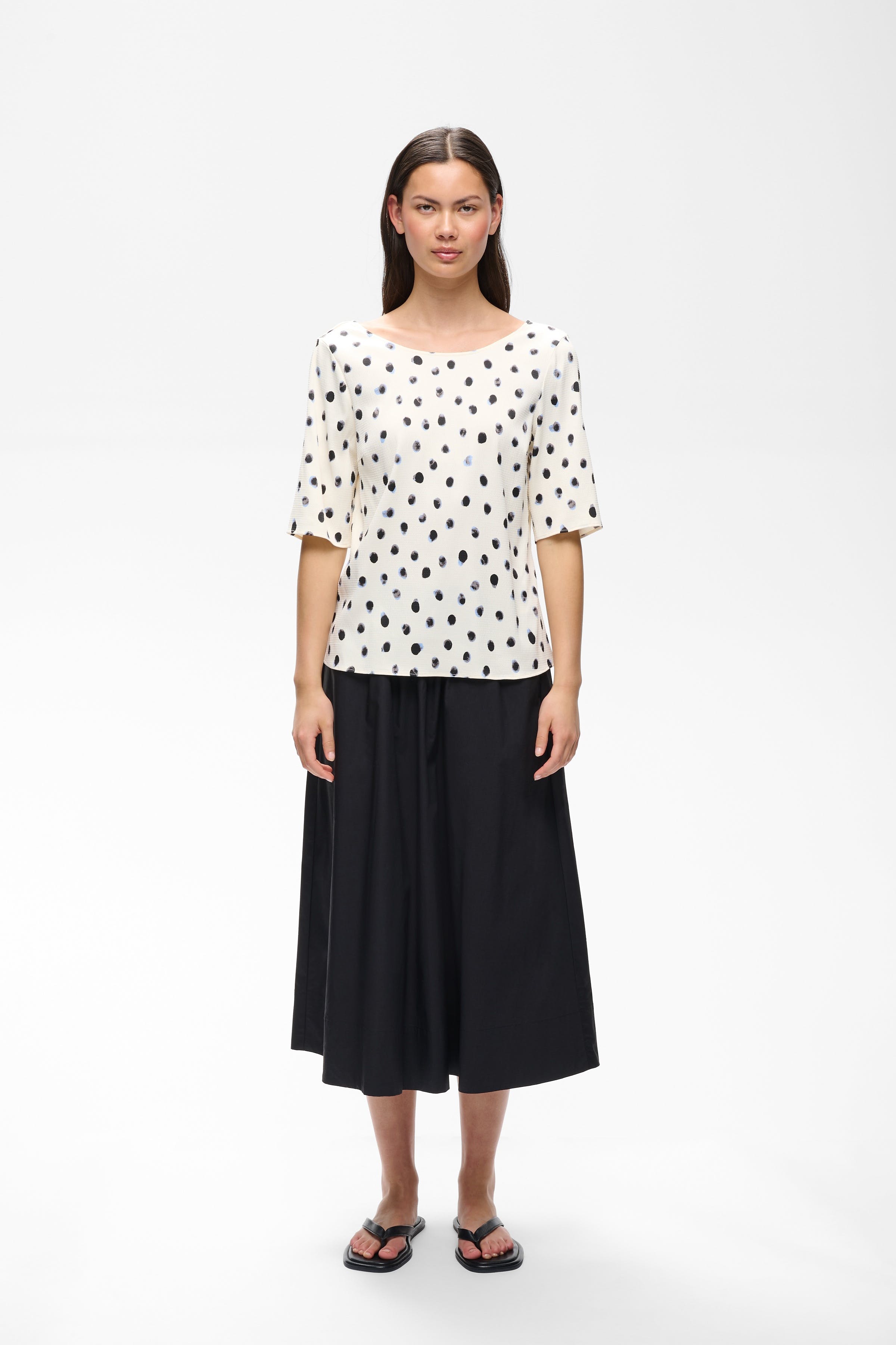 HENRIIW Top LOOKBOOK FRONT 30113103-900009019