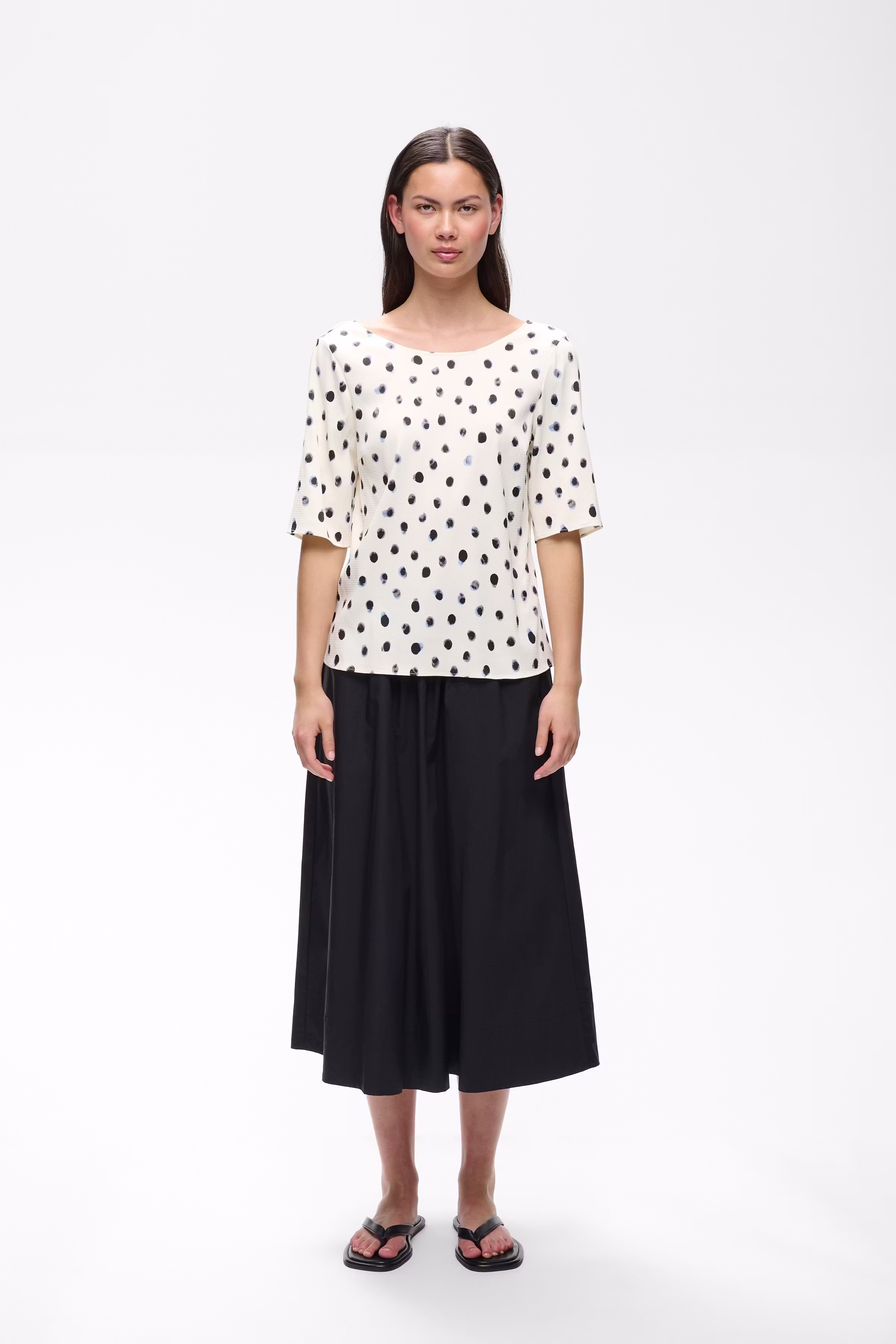 HENRIIW Top LOOKBOOK FRONT 30113103-900009019