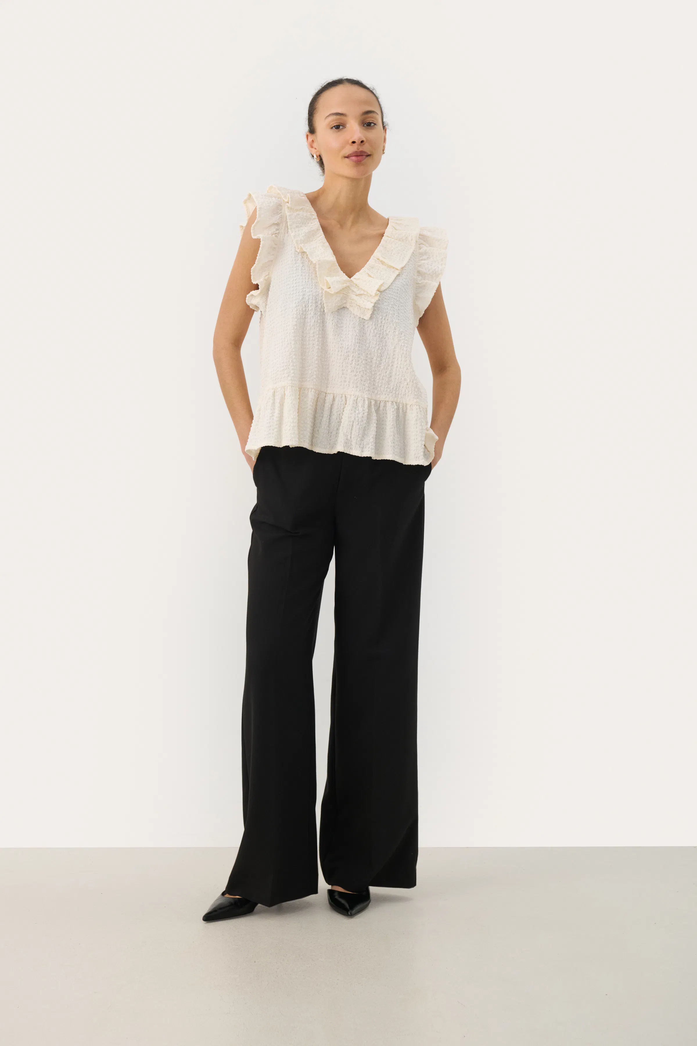 TrojaPW Top LOOKBOOK FRONT 30309828-120601