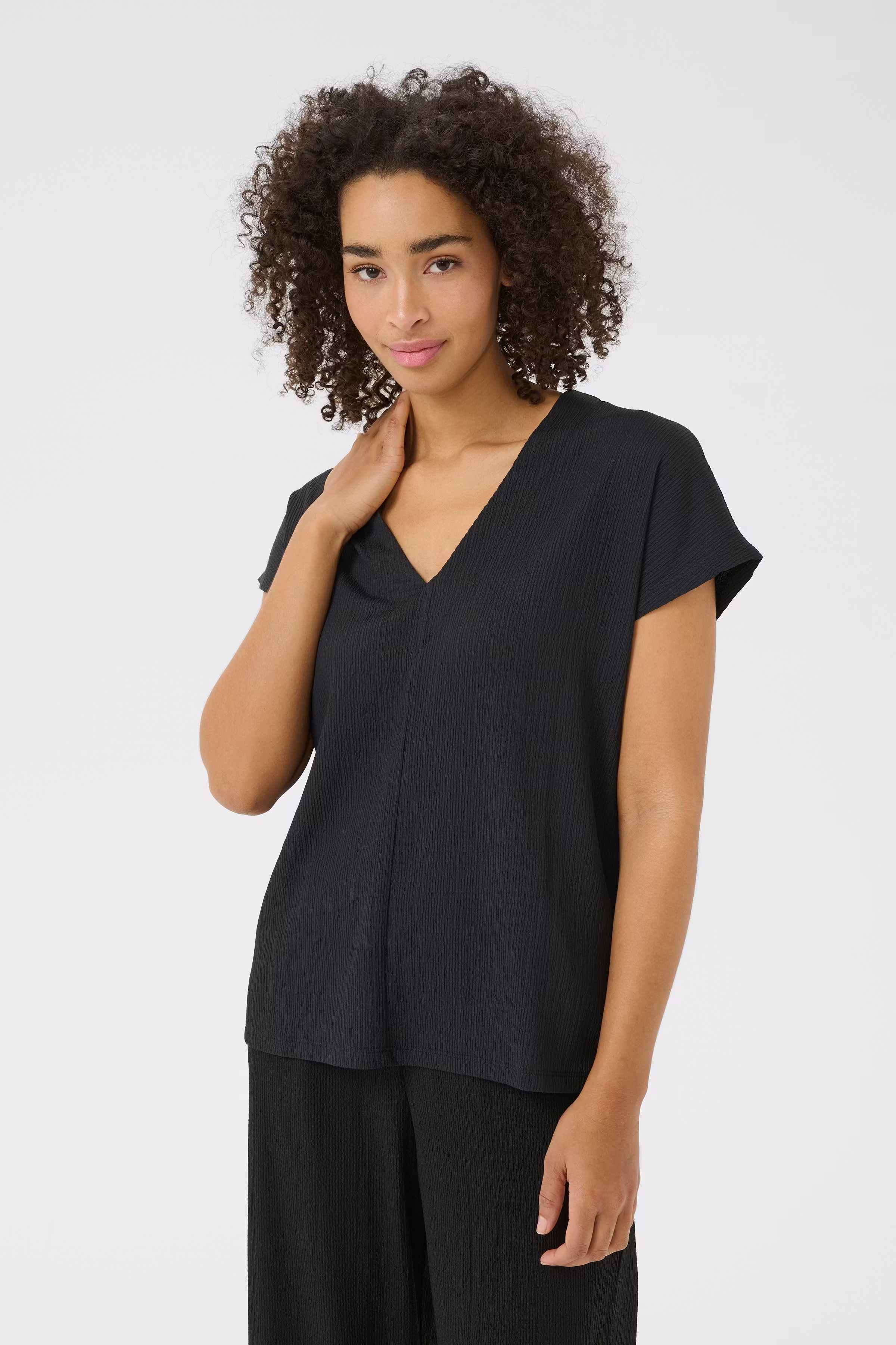 BPanika Blus LOOKBOOK FRONT 10590837-100121B