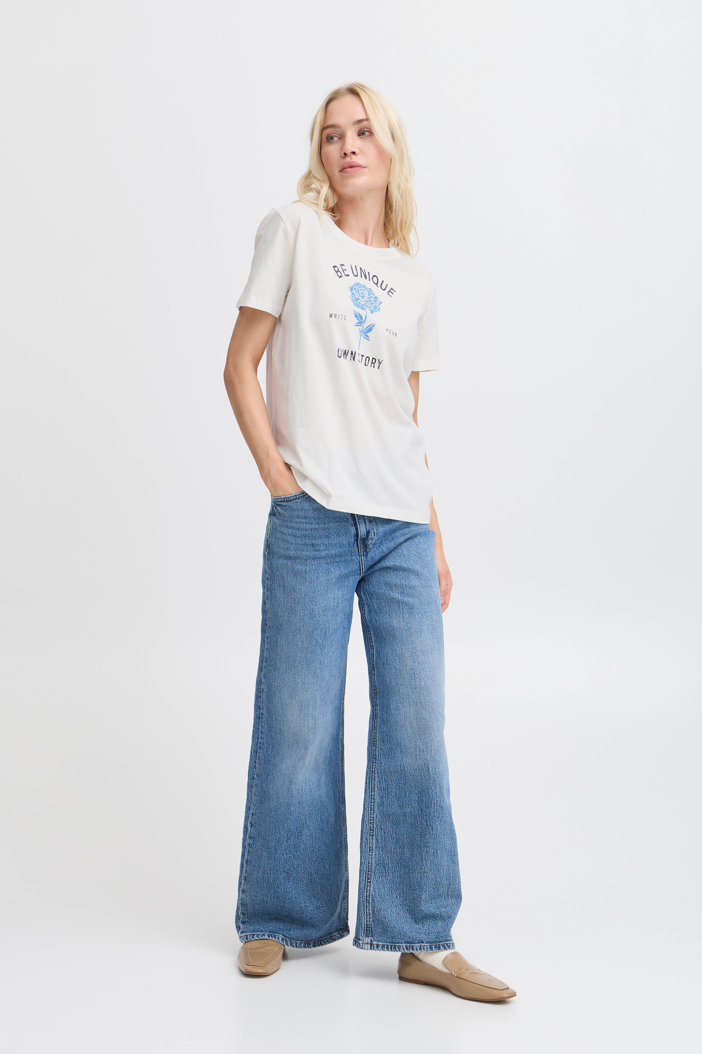 BYSOBBE T-shirt LOOKBOOK FRONT 20816695-114300