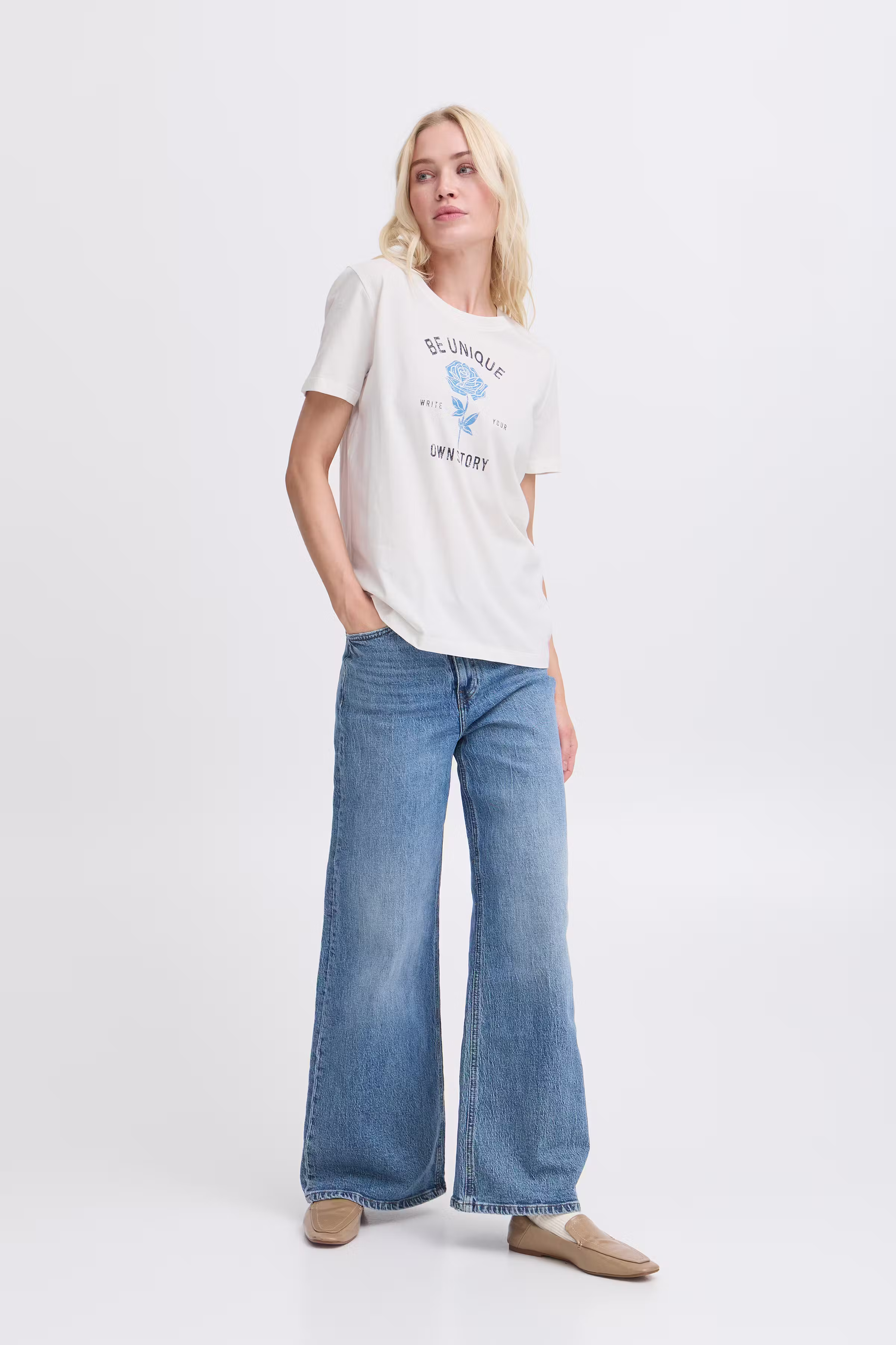 BYSOBBE T-shirt LOOKBOOK FRONT 20816695-114300
