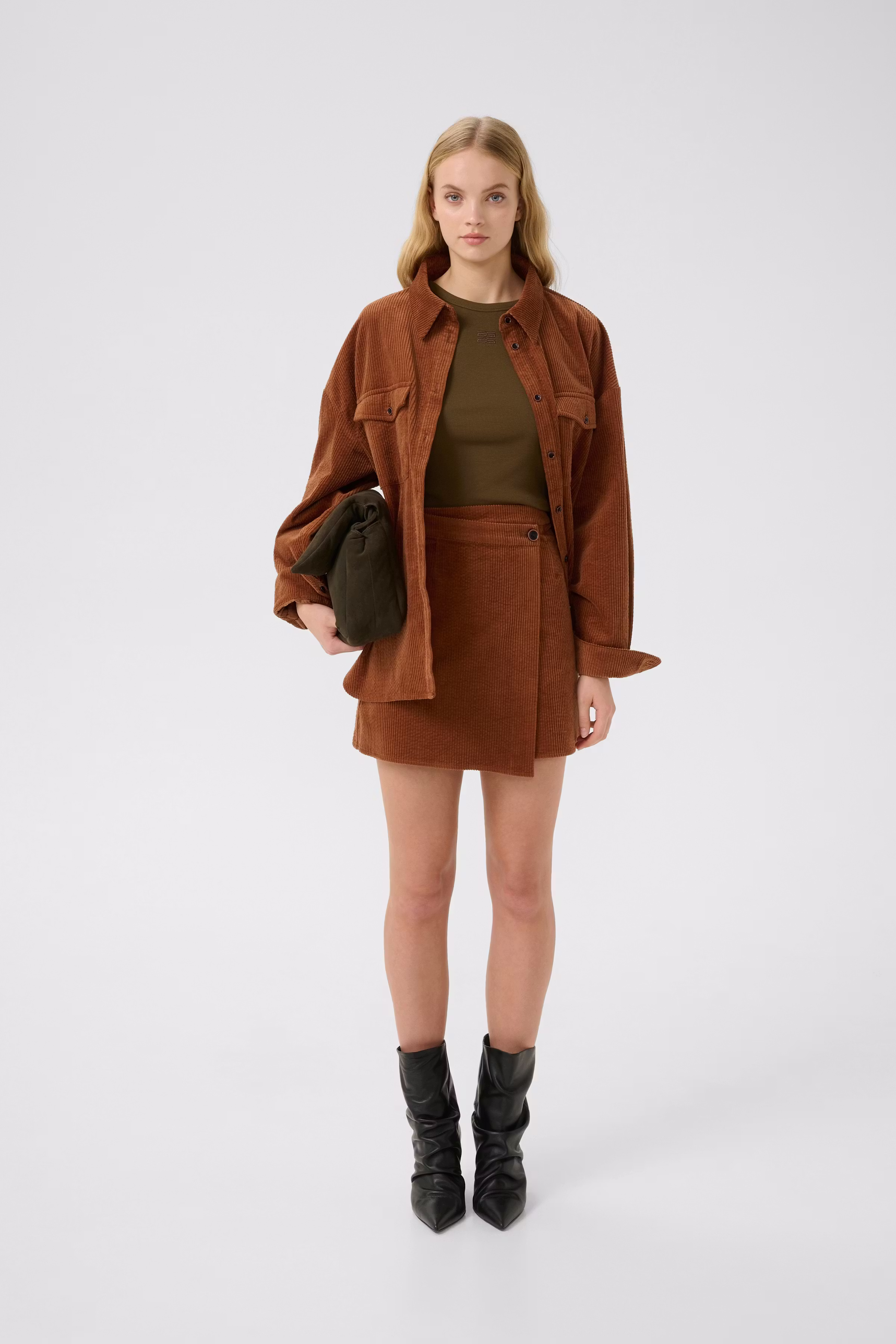 GZcortes Nederdel LOOKBOOK FRONT 10910625-191242