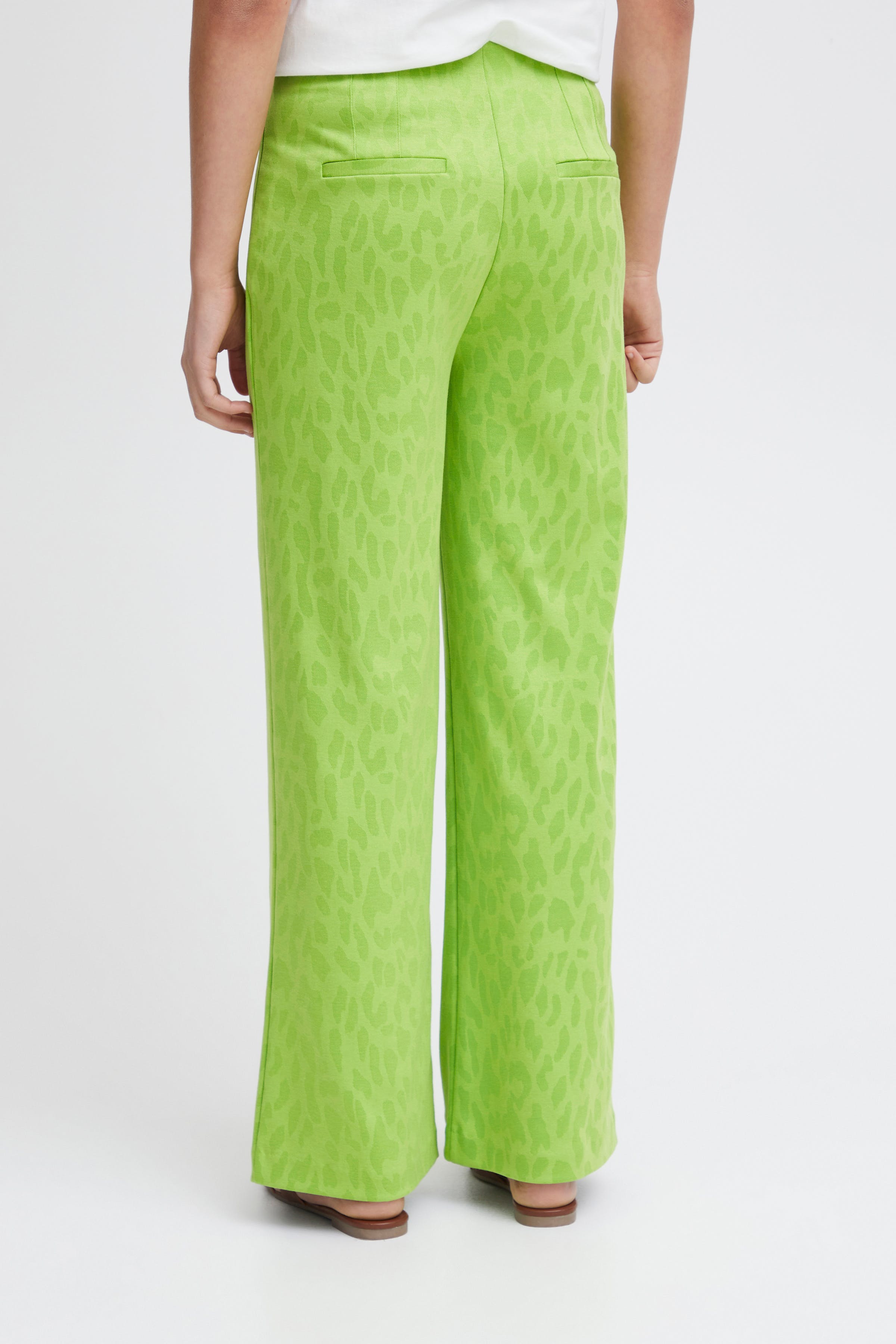 IHKATE Hose LOOKBOOK BACK 20120655-202801