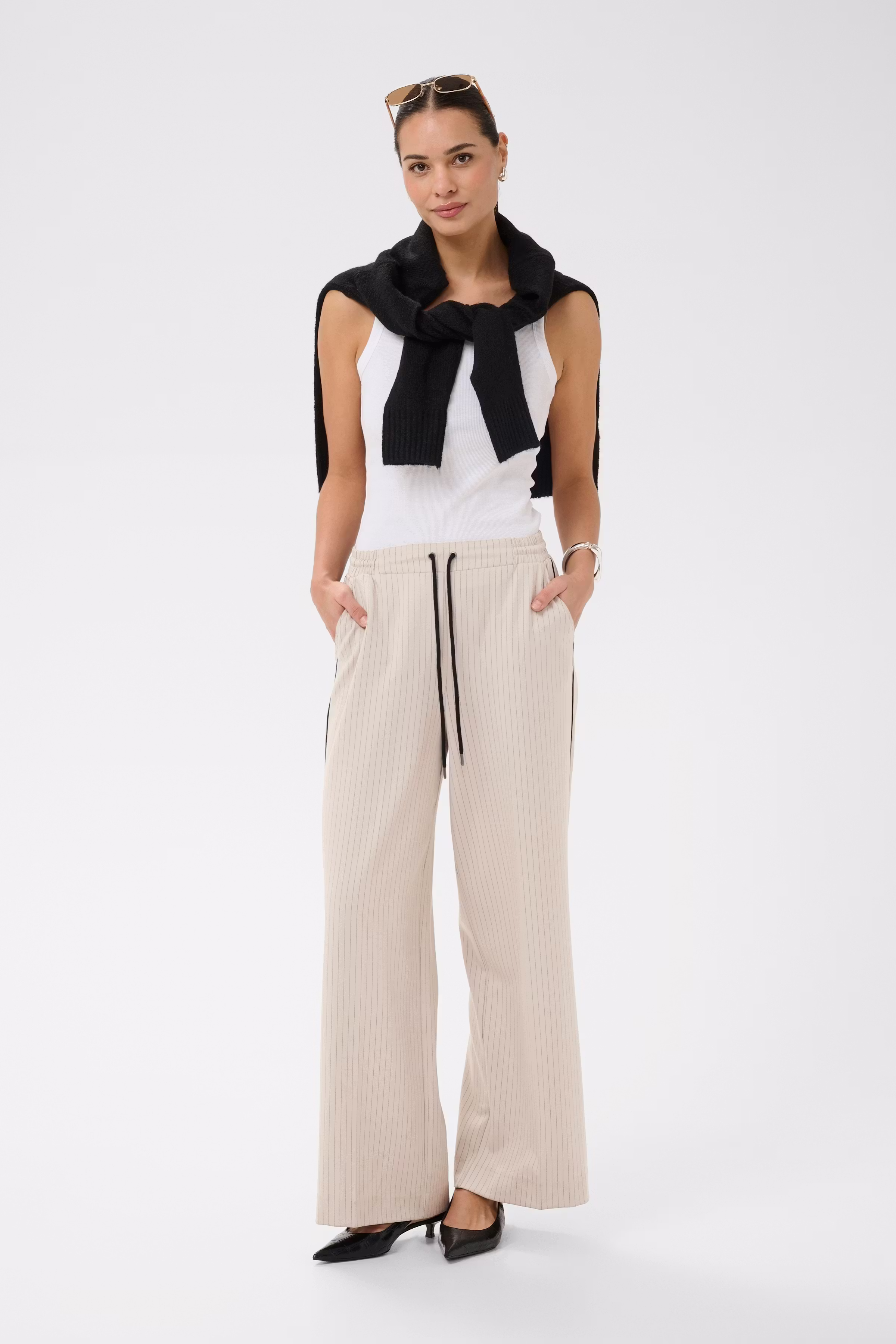 KAserena Trousers LOOKBOOK FRONT 10511403-109116