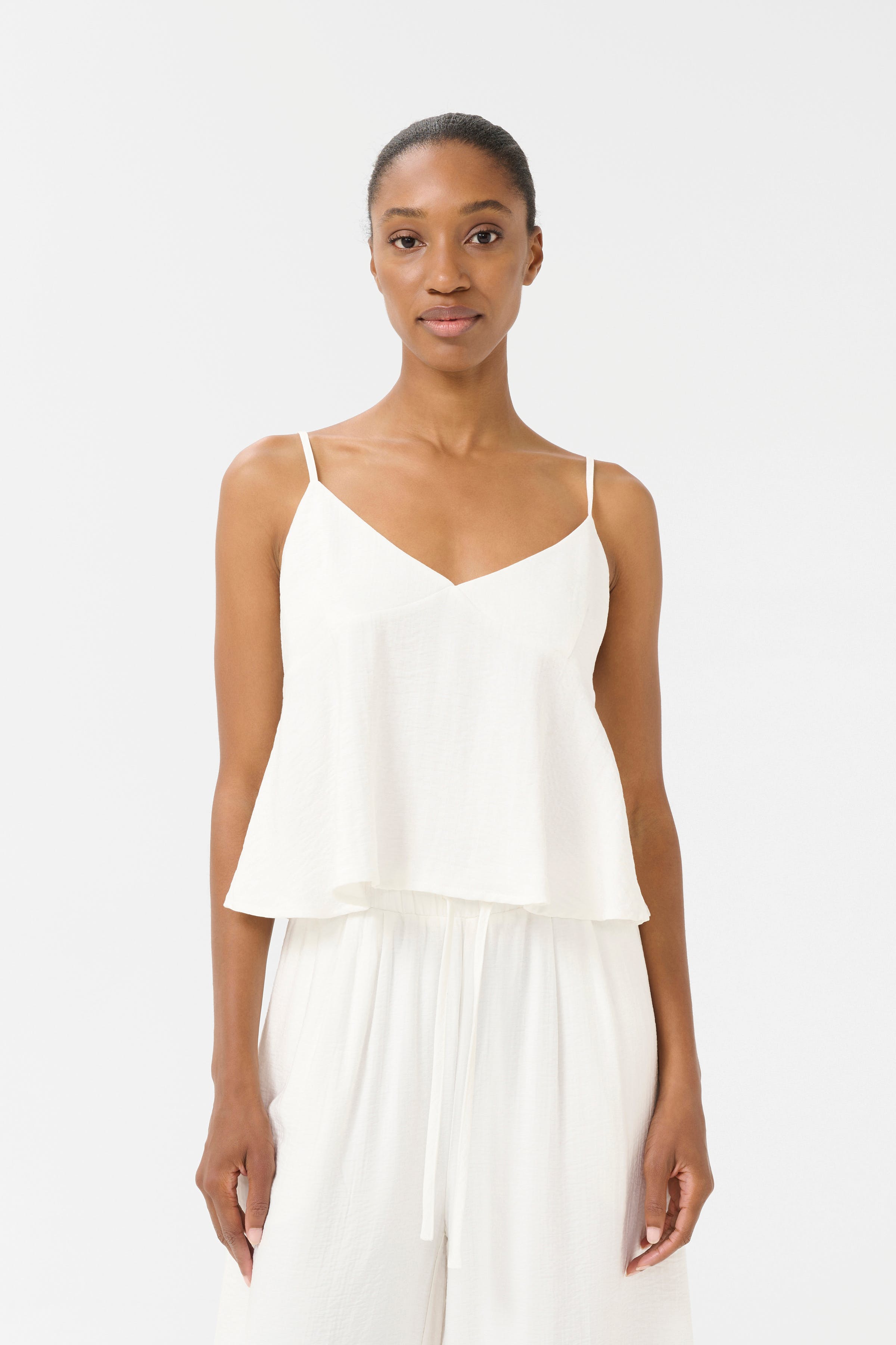 GZcamila Blouse LOOKBOOK FRONT 10910439-110103