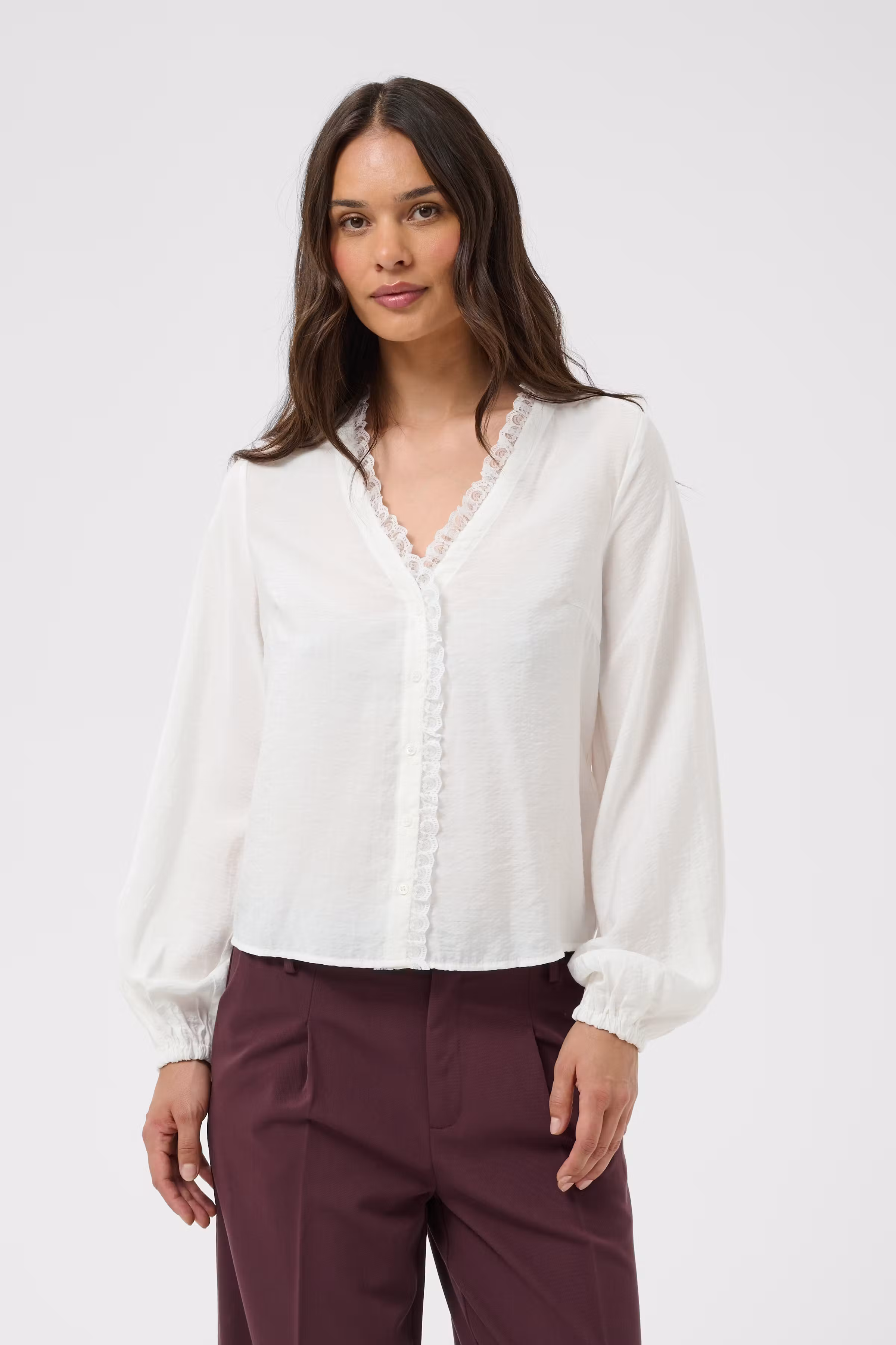 KAsollie Blouse LOOKBOOK FRONT 10512368-110602