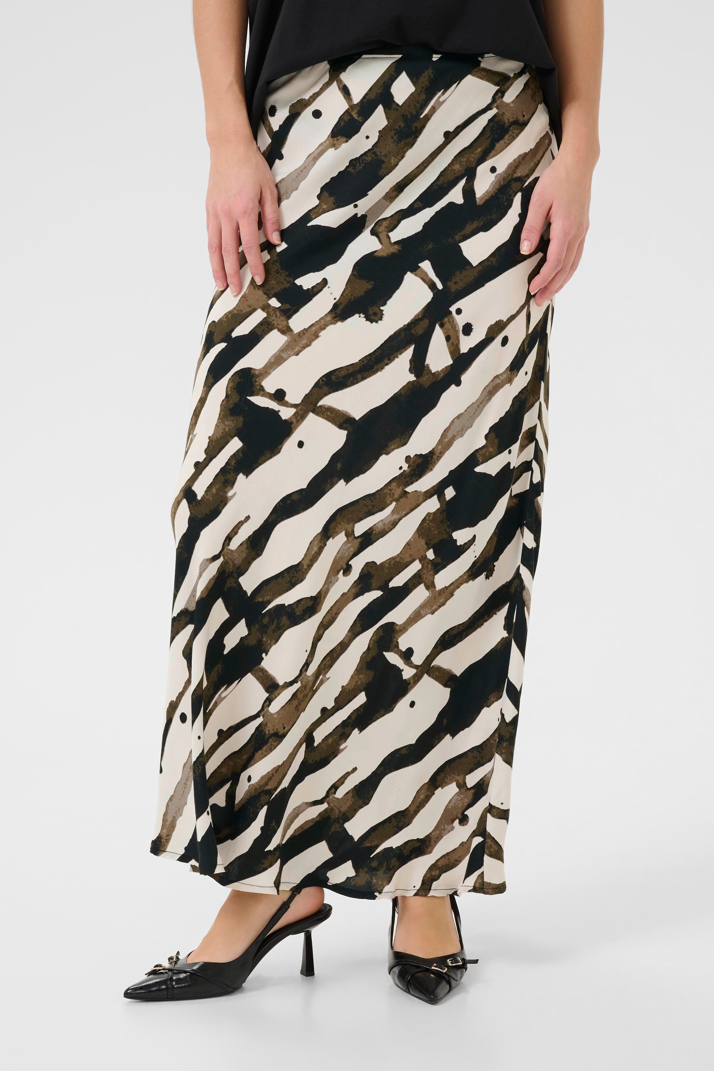 CUashley Kjol LOOKBOOK FRONT 50112049-107910