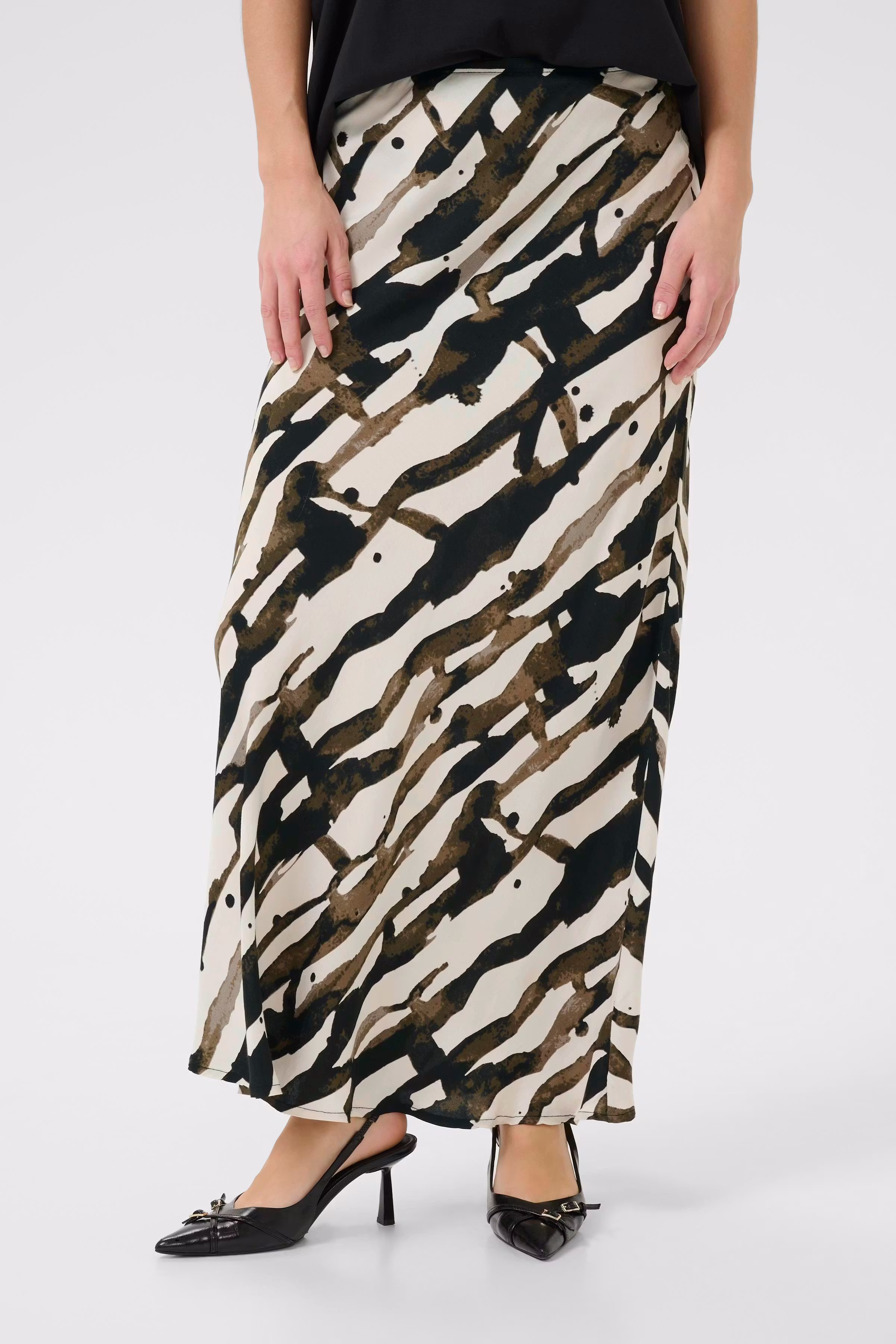 CUashley Rock LOOKBOOK FRONT 50112049-107910