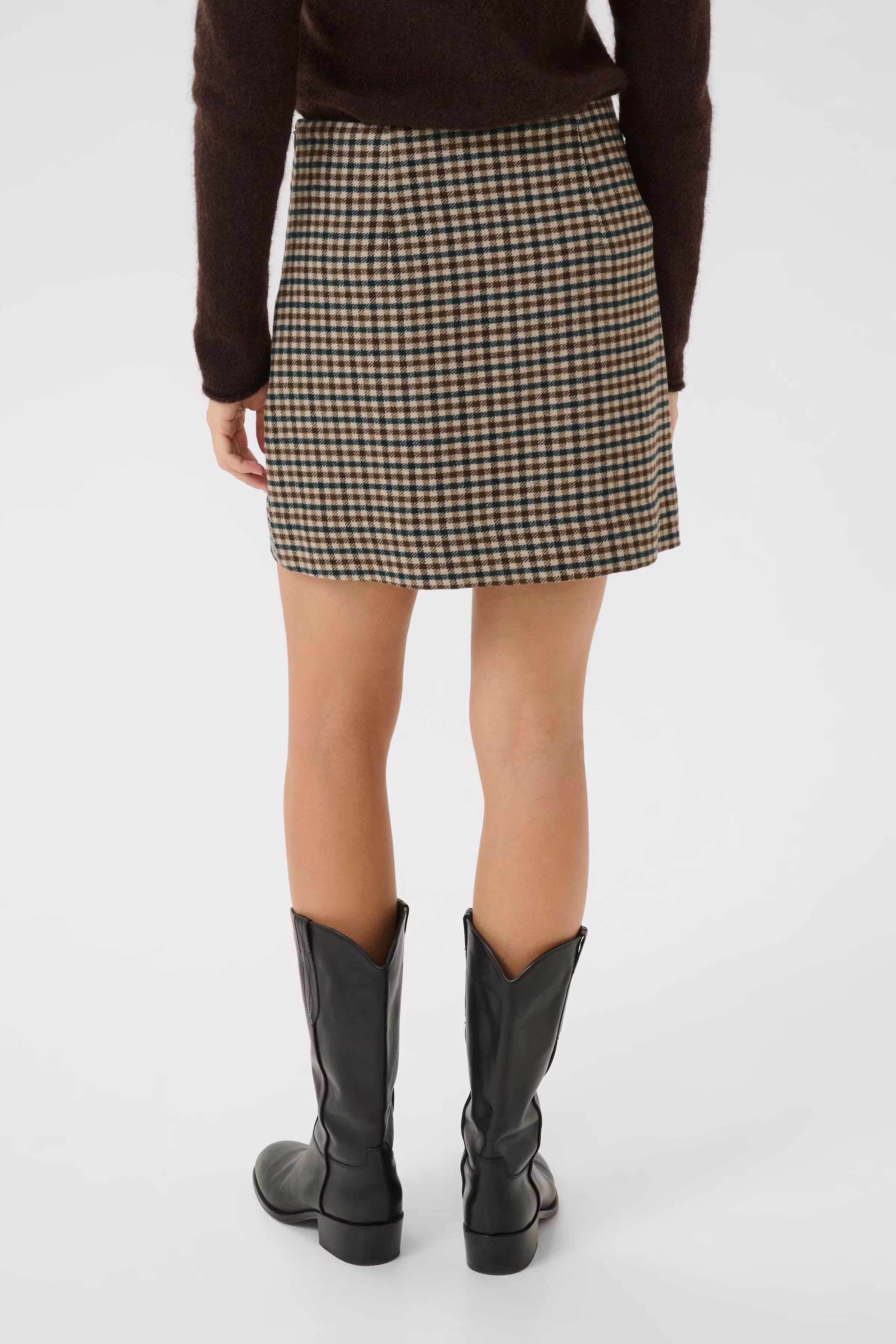 JulissaPW Skirt LOOKBOOK BACK 30309291-303484